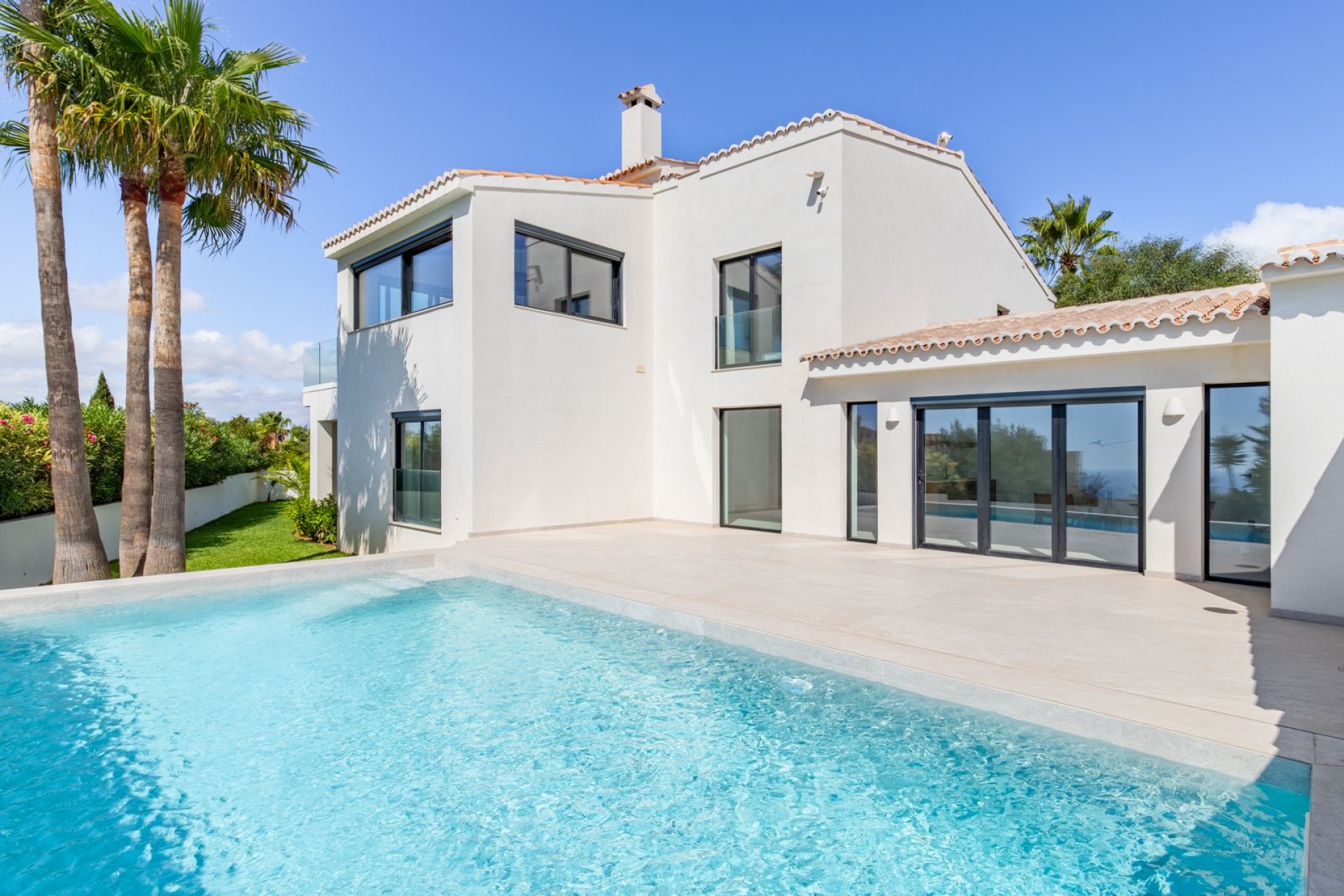 Reventa - Villa -
Moraira - Cumbre del Sol
