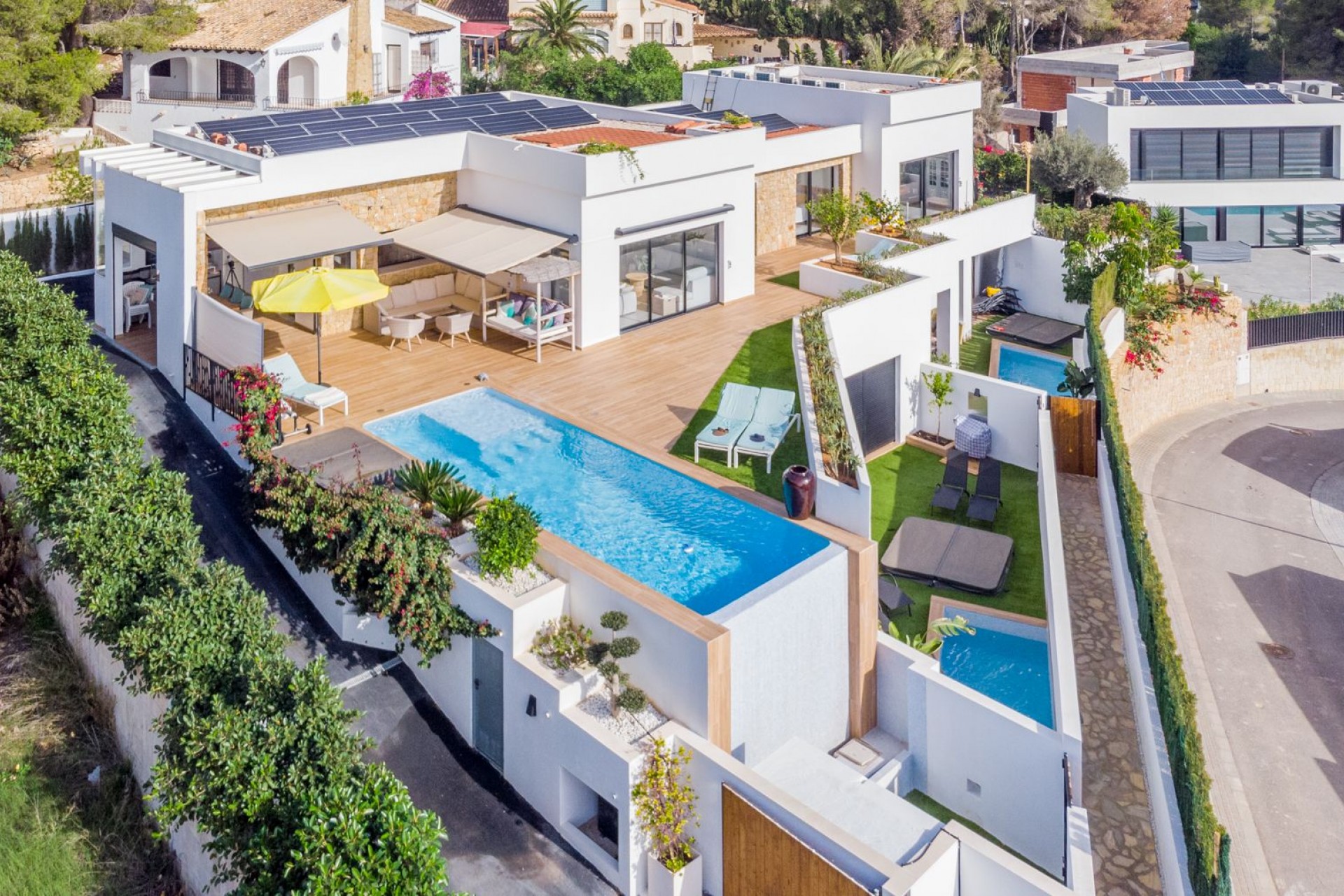 Reventa - Villa -
Moraira - Pla Del Mar