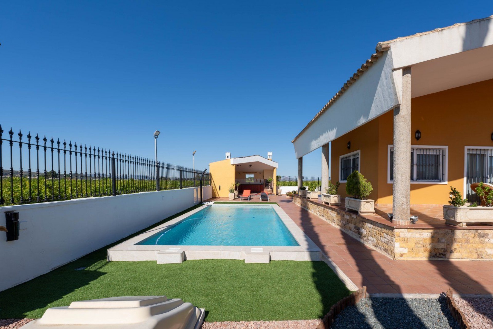 Reventa - Villa -
Orihuela - Correntías Medias