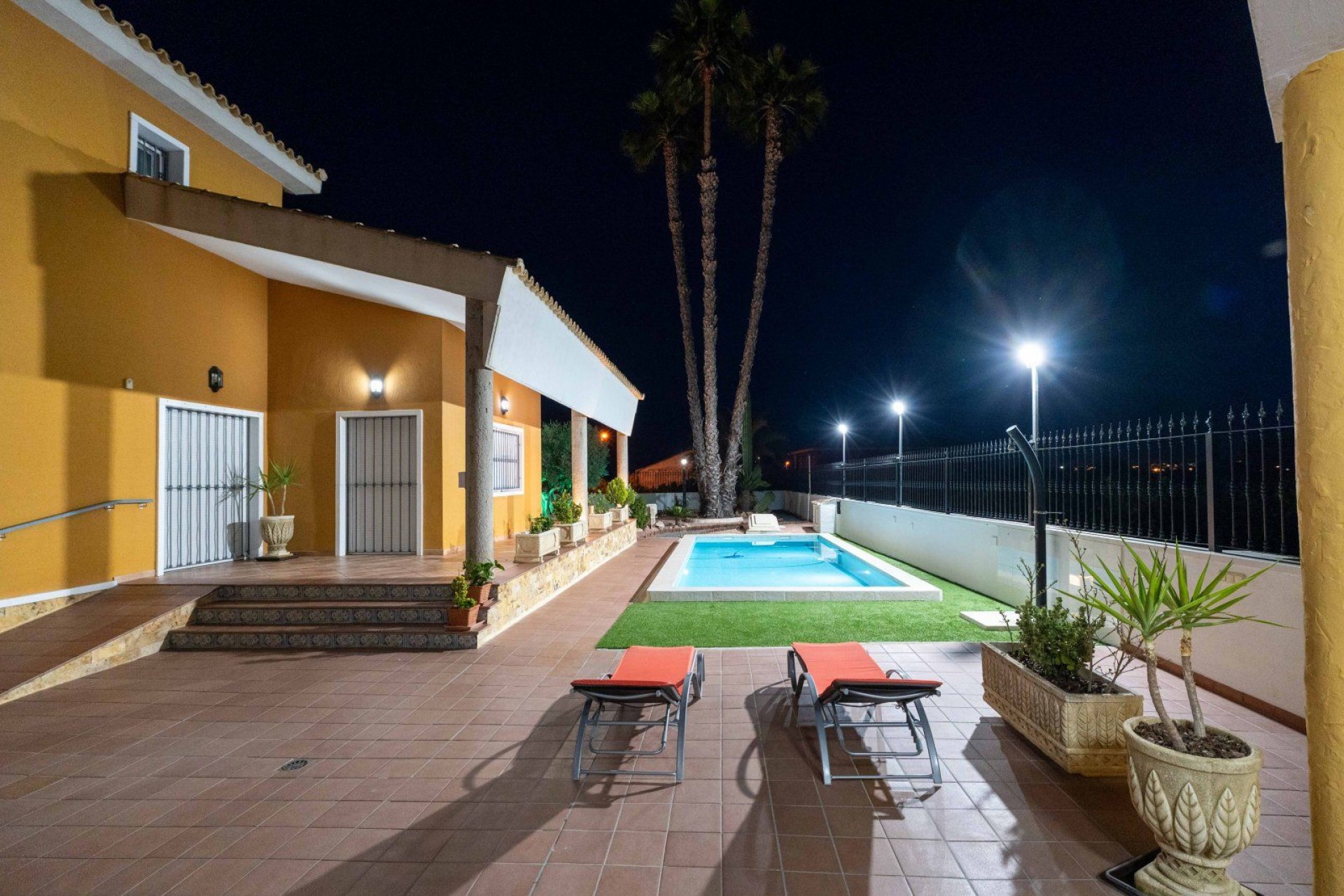 Reventa - Villa -
Orihuela - Correntías Medias