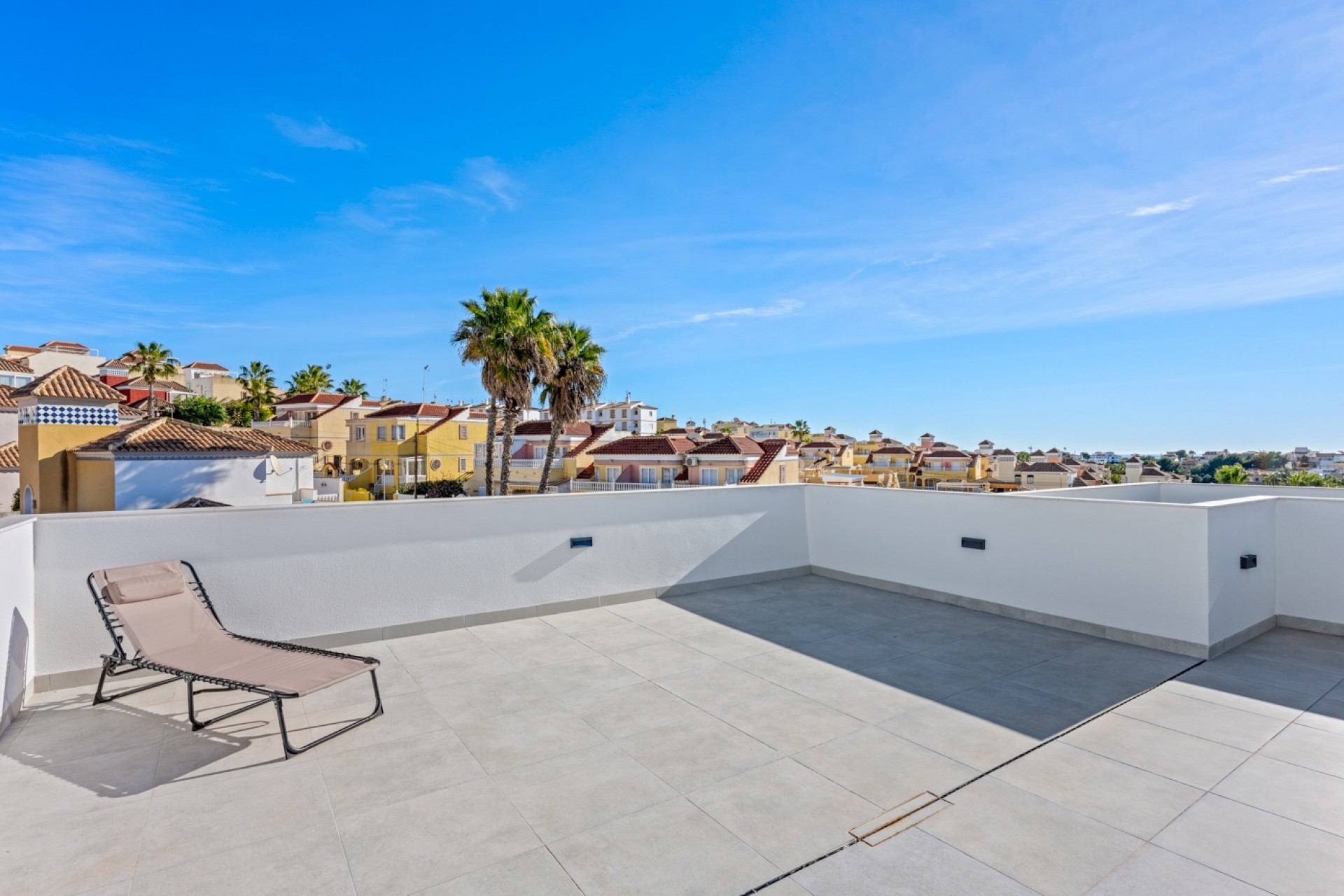 Reventa - Villa * -
Orihuela Costa* - Blue Lagoon*