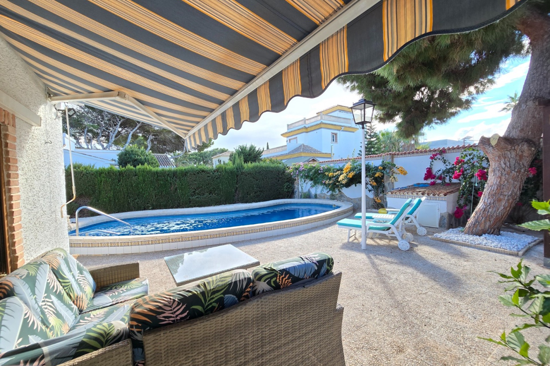 Reventa - Villa -
Orihuela Costa - Cabo Roig