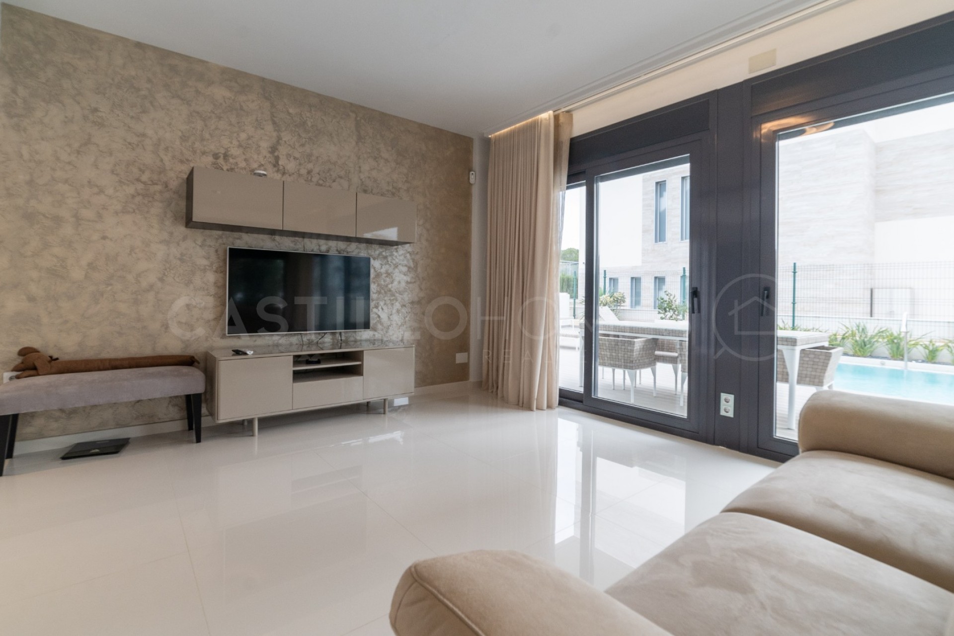 Reventa - Villa -
Orihuela Costa - Campoamor