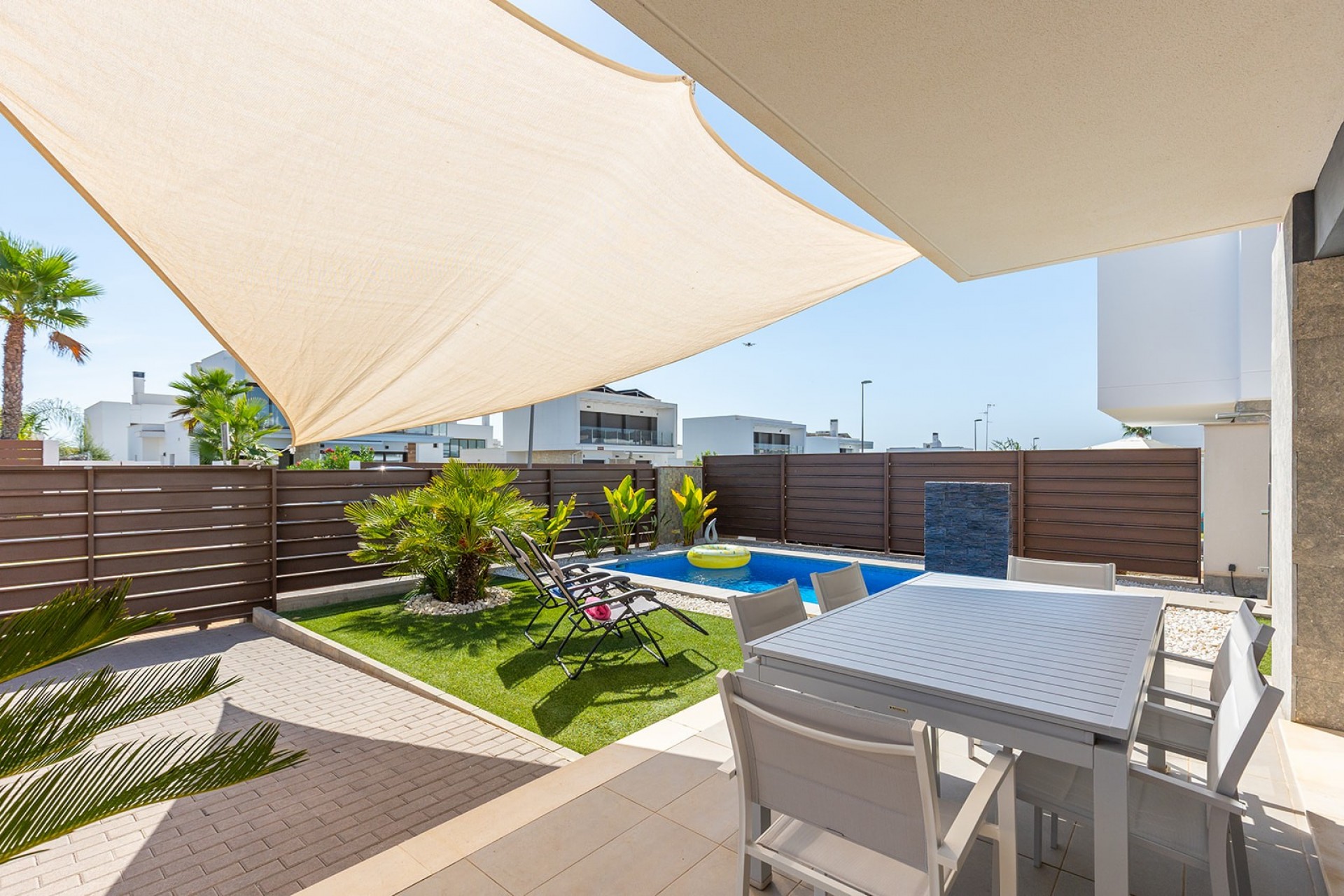 Reventa - Villa -
Orihuela Costa - Entre Naranjos - Vistabella Golf