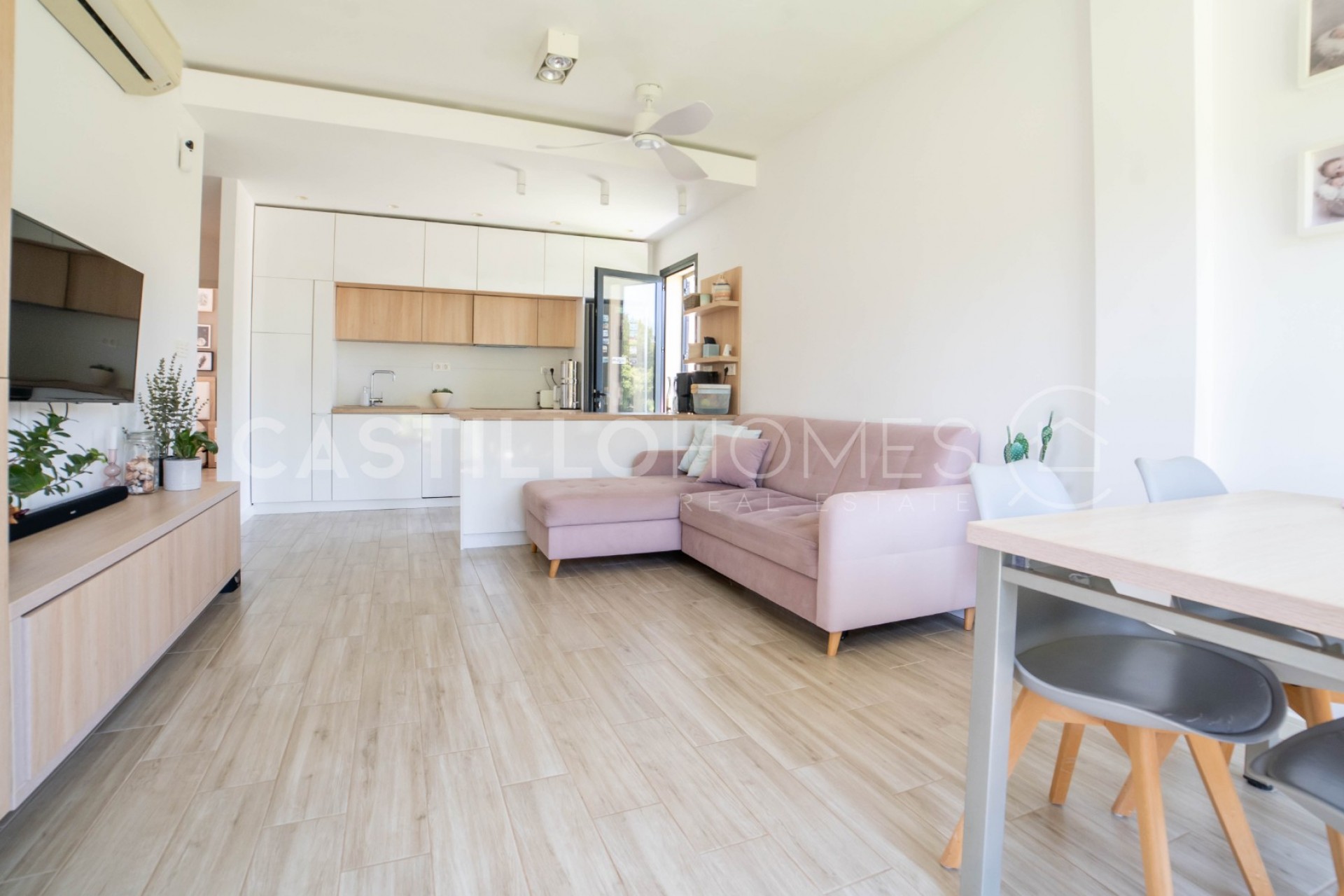 Reventa - Villa -
Orihuela Costa - La Zenia