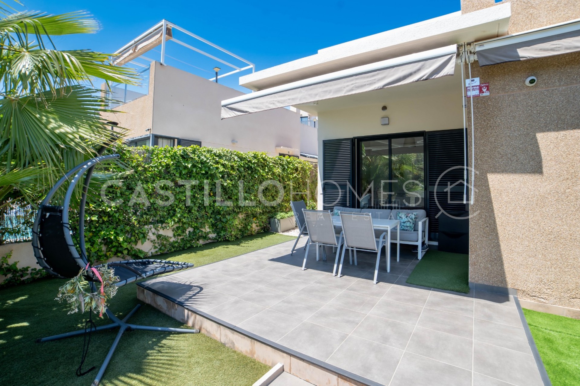 Reventa - Villa -
Orihuela Costa - La Zenia