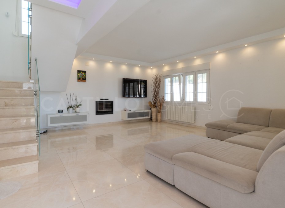 Reventa - Villa -
Orihuela Costa - La Zenia