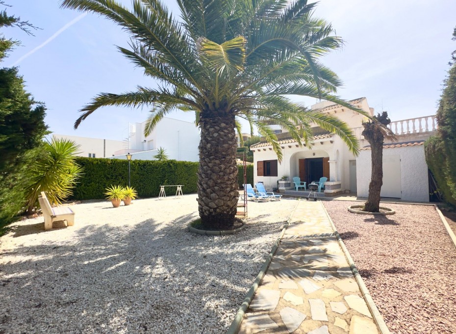 Reventa - Villa -
Orihuela Costa - La Zenia