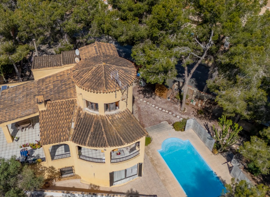 Reventa - Villa -
Orihuela Costa - Las Filipinas