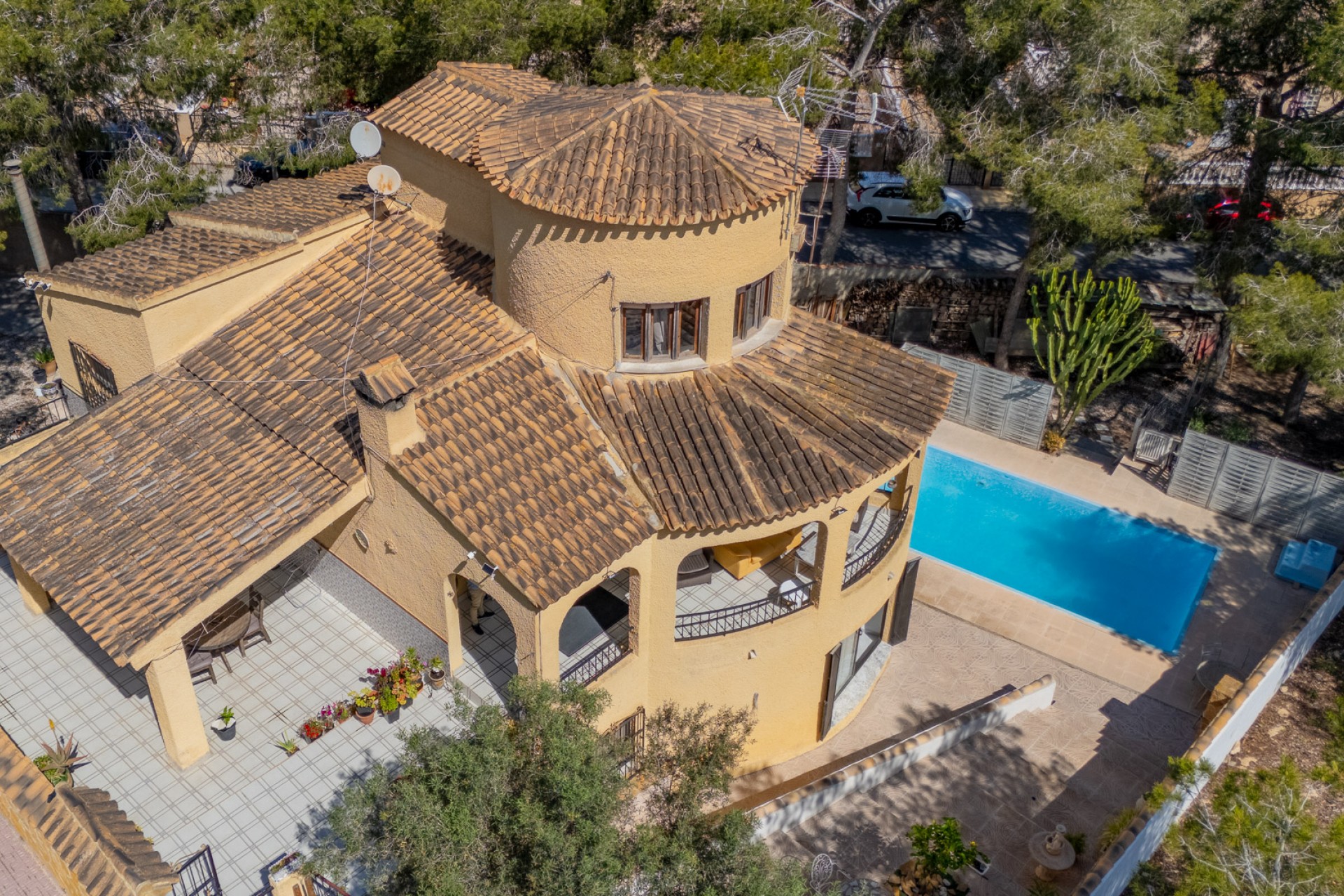 Reventa - Villa -
Orihuela Costa - Las Filipinas