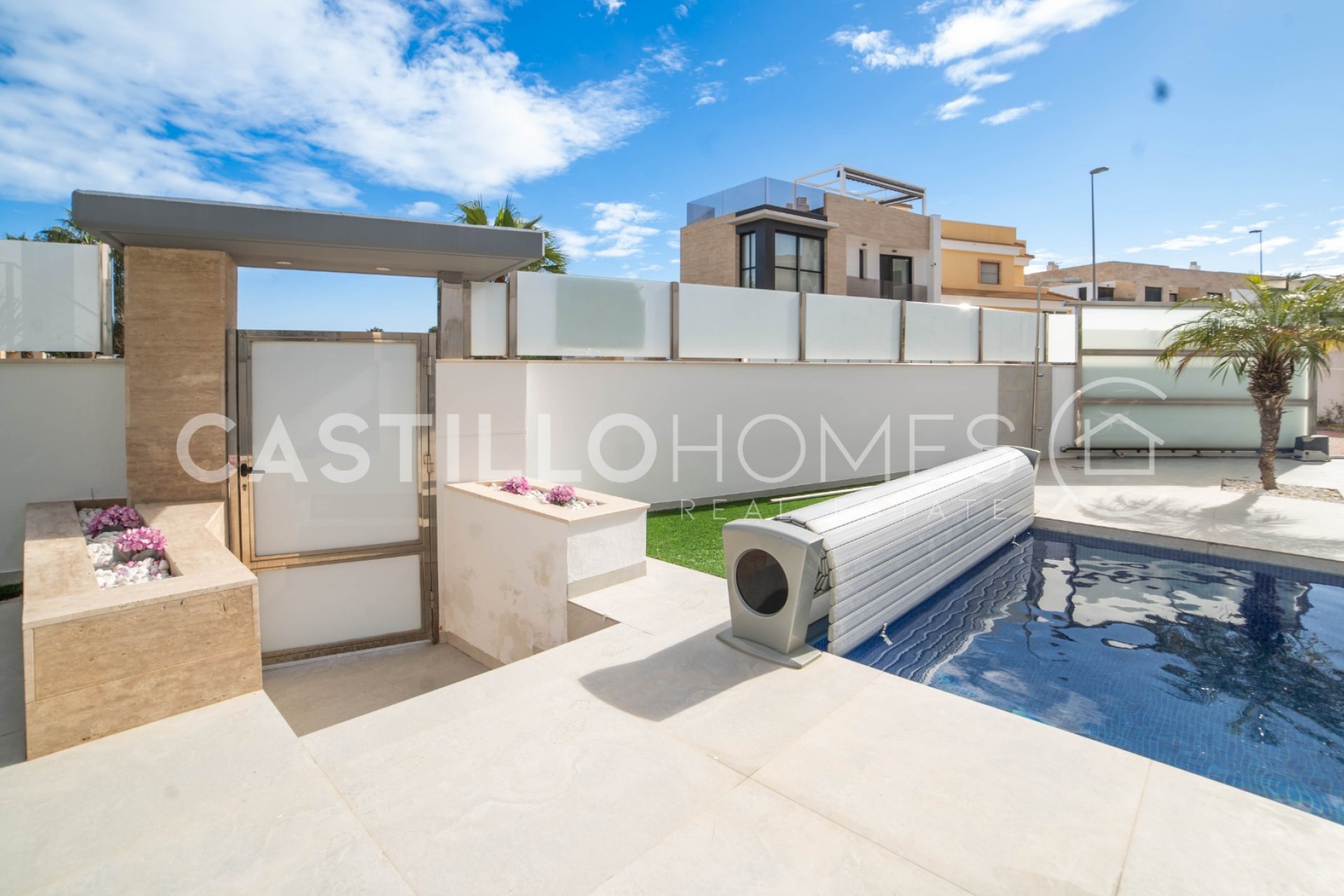 Reventa - Villa -
Orihuela Costa - Las Filipinas