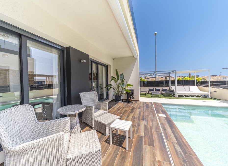 Reventa - Villa -
Orihuela Costa - Lomas de Cabo Roig