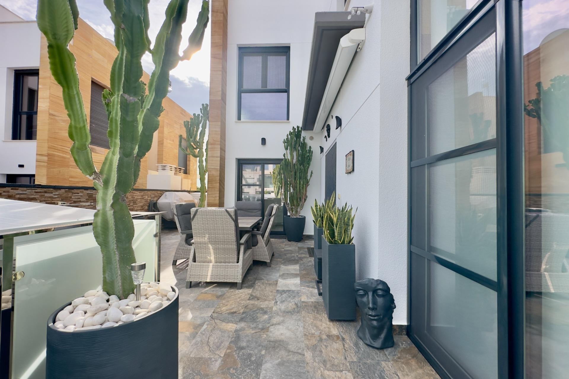 Reventa - Villa -
Orihuela Costa - Lomas de Cabo Roig