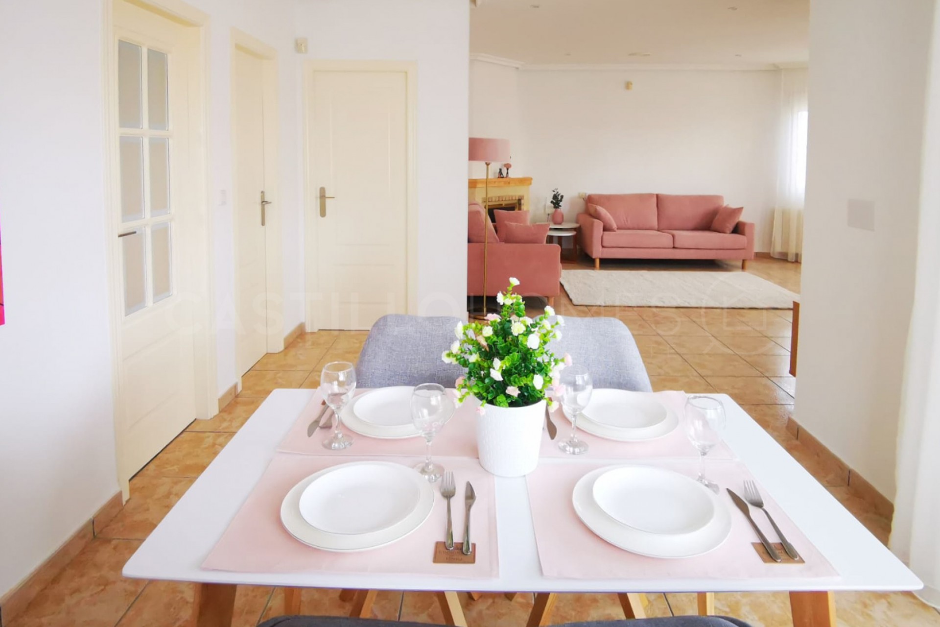 Reventa - Villa -
Orihuela Costa - Los Altos