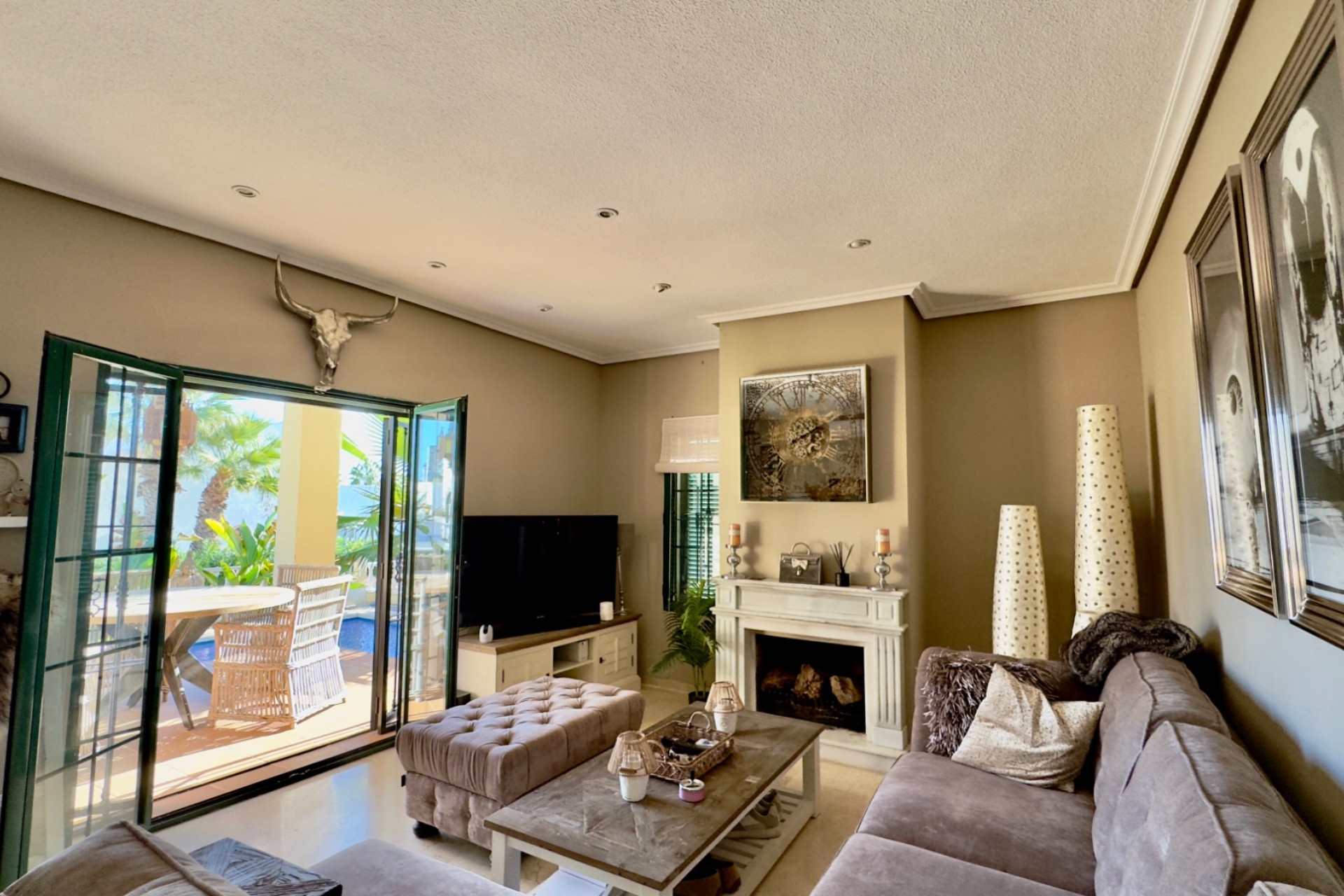 Reventa - Villa * -
Orihuela Costa* - Los Dolses*