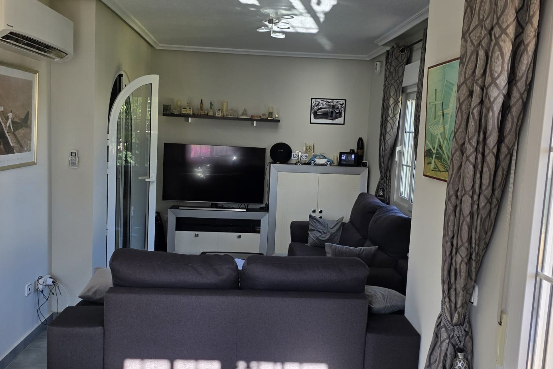 Reventa - Villa -
Orihuela Costa - Los Dolses