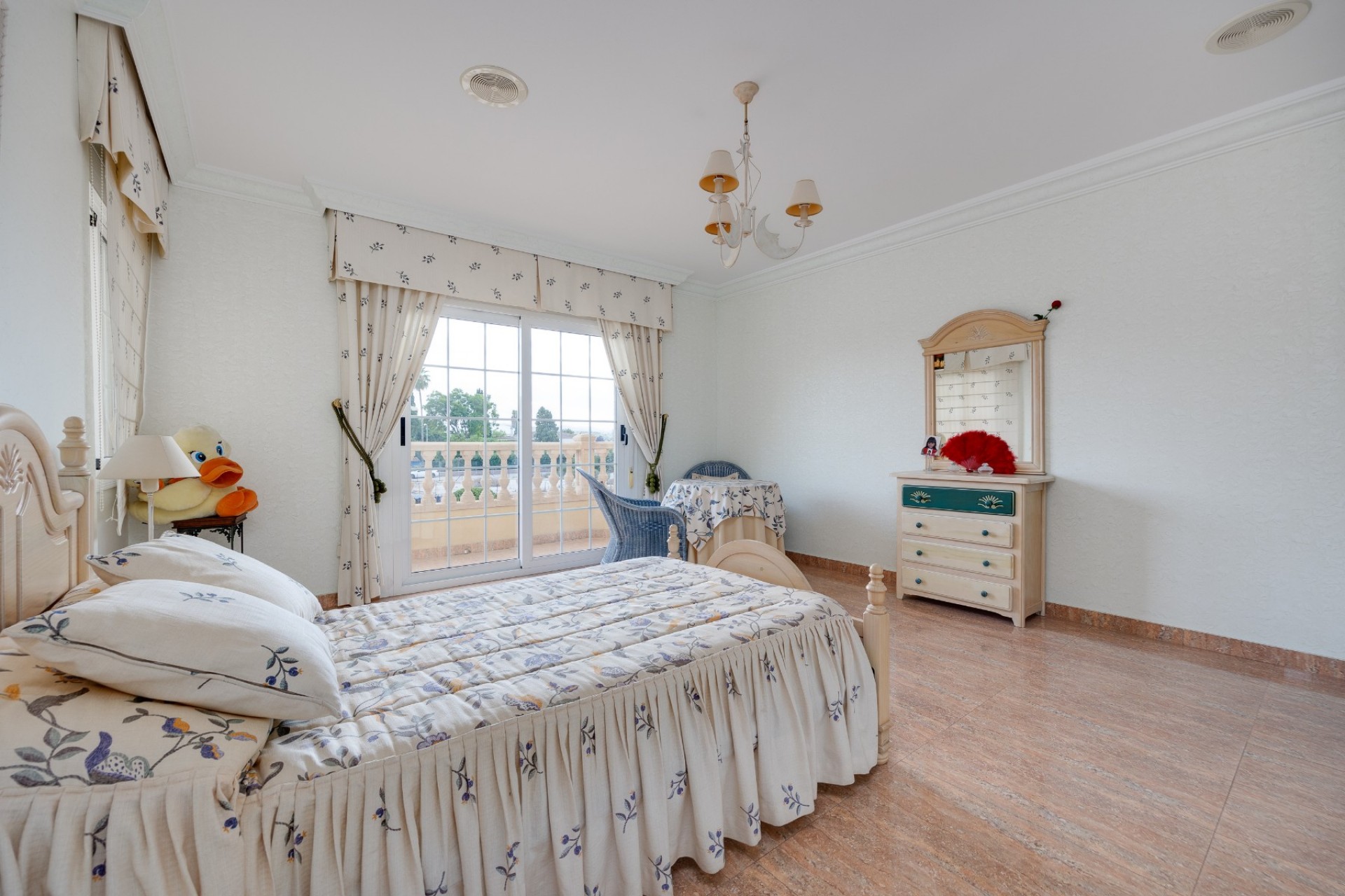 Reventa - Villa -
Orihuela Costa - Orihuela