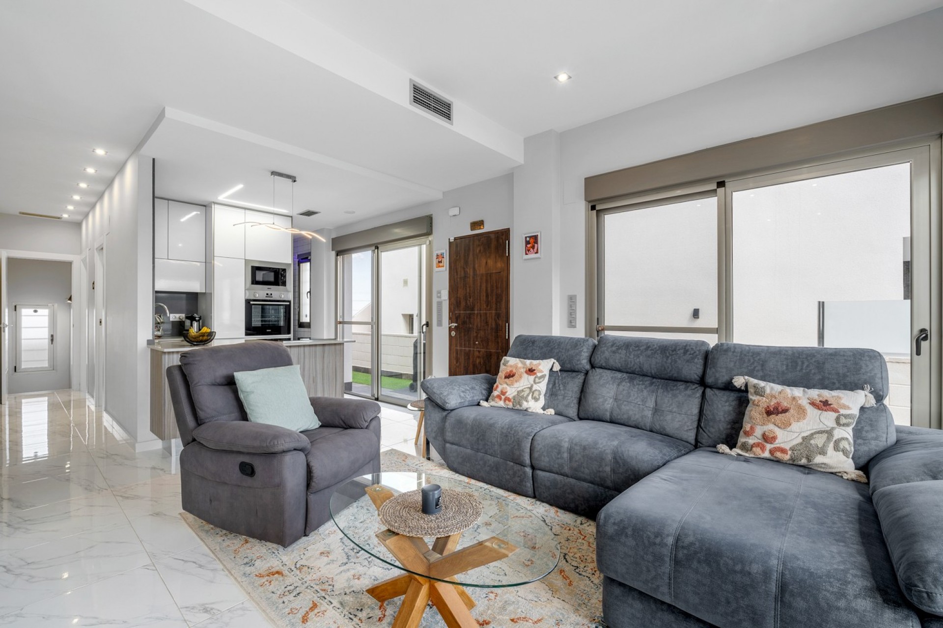 Reventa - Villa -
Orihuela Costa* - Villamartin*