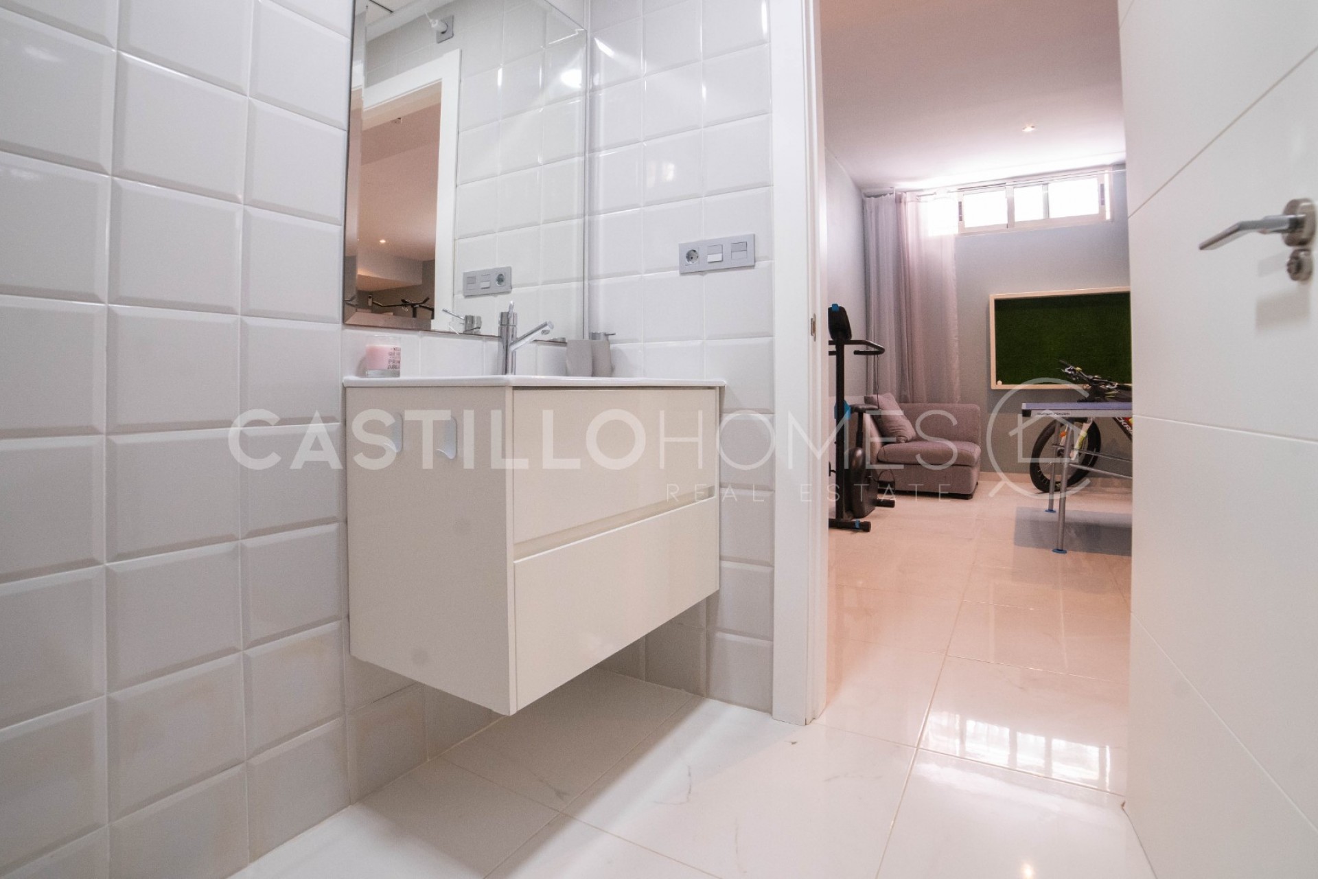 Reventa - Villa -
Orihuela Costa - Villamartín