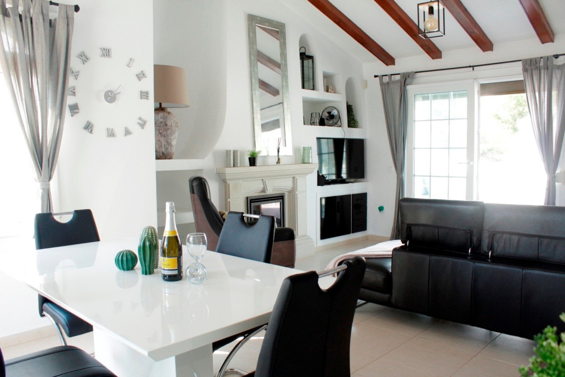 Reventa - Villa -
Orihuela Costa - Villamartín