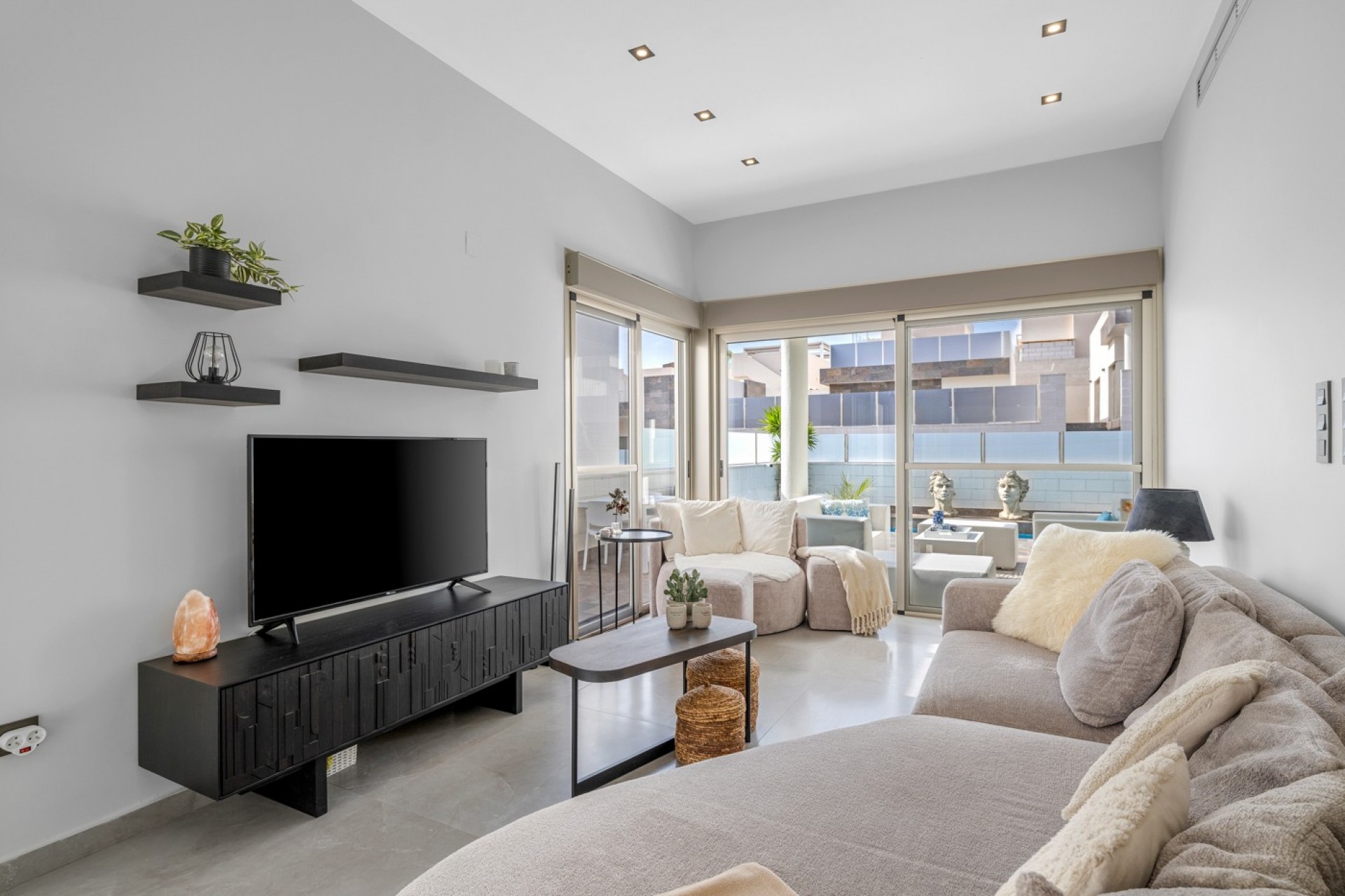 Reventa - Villa -
Orihuela Costa - Villamartín