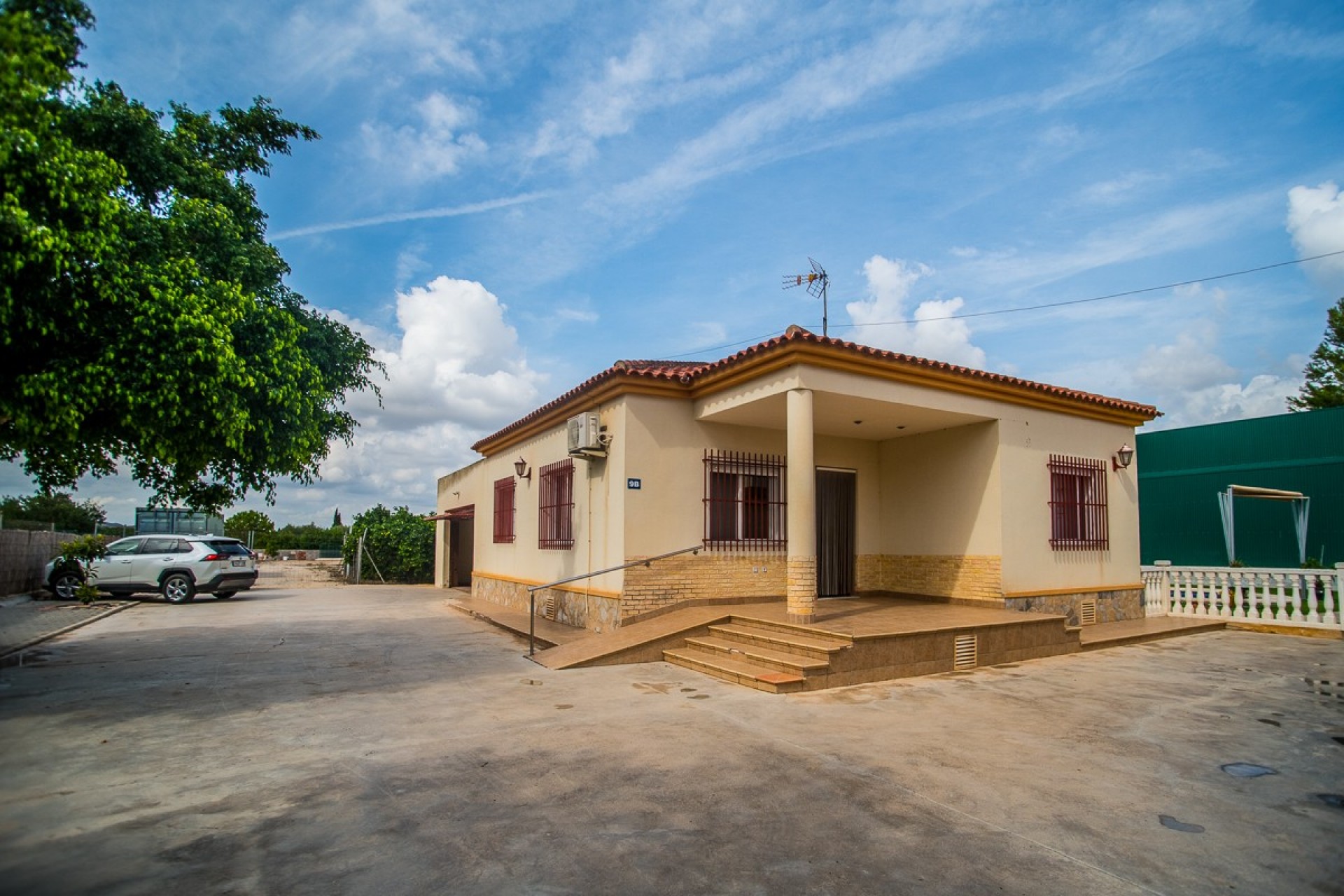 Reventa - Villa -
Orihuela - La Matanza