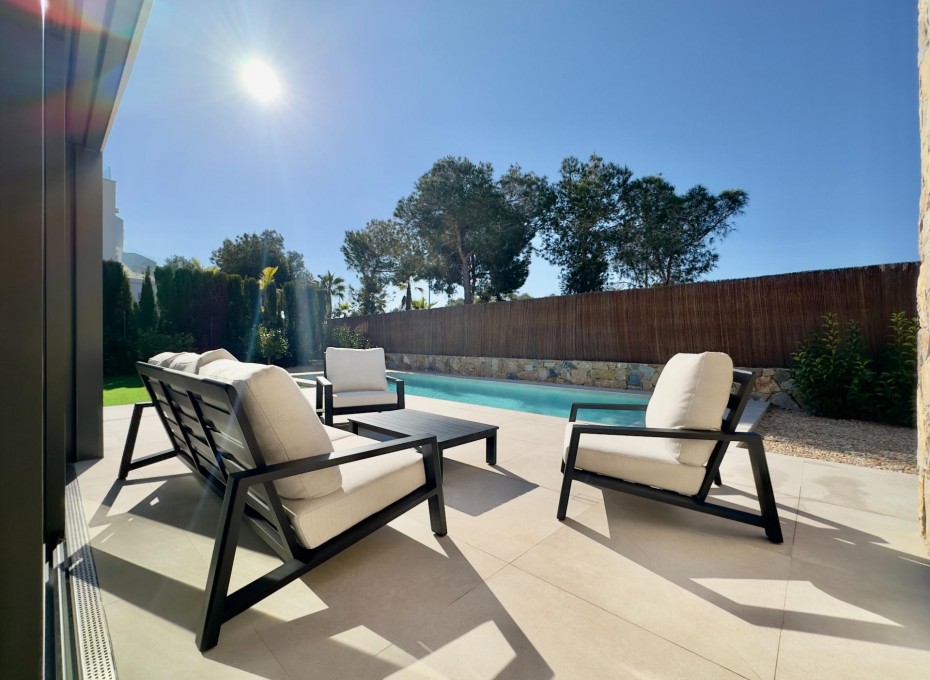 Reventa - Villa -
Orihuela - Las Colinas Golf