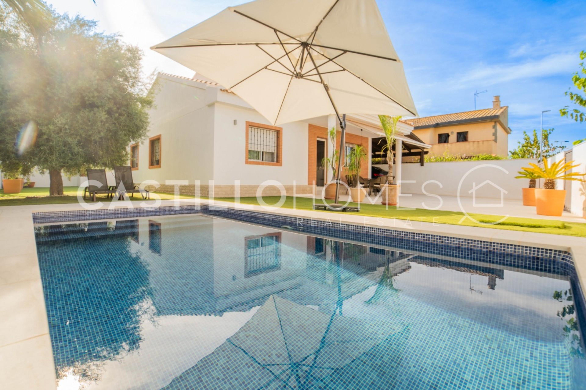 Reventa - Villa -
Pilar de la Horadada - Torre de la Horadada