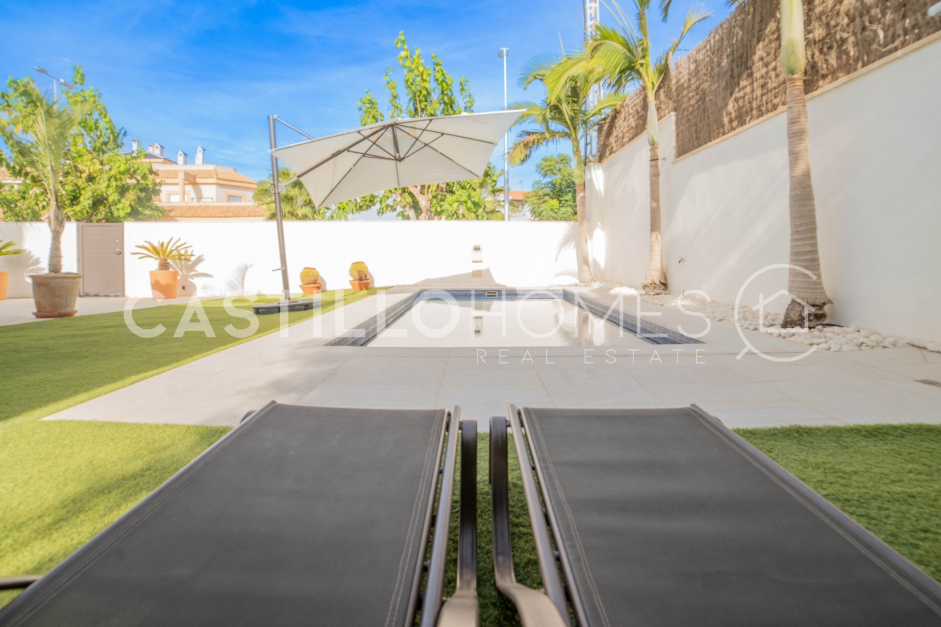 Reventa - Villa -
Pilar de la Horadada - Torre de la Horadada