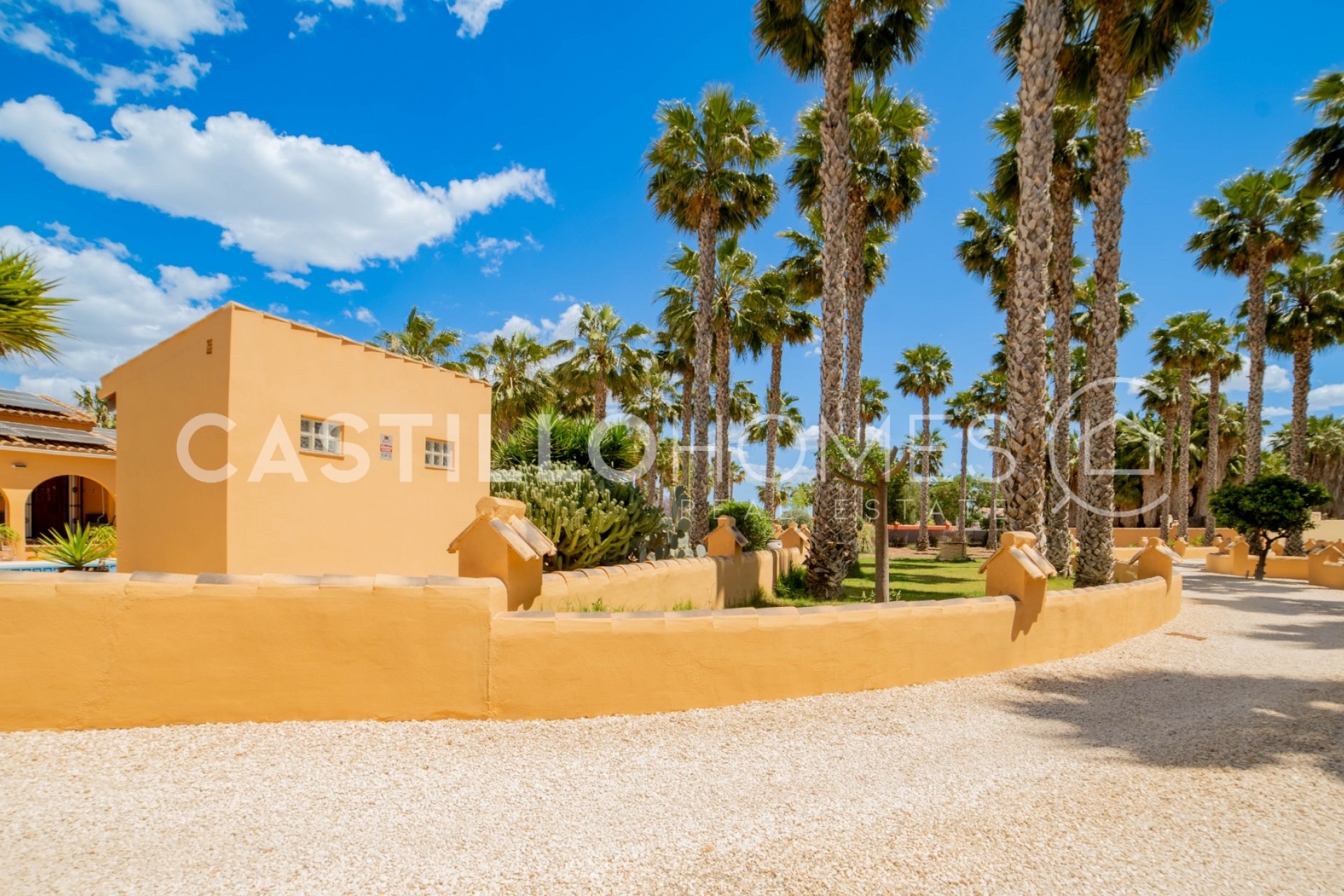 Reventa - Villa -
Rafal