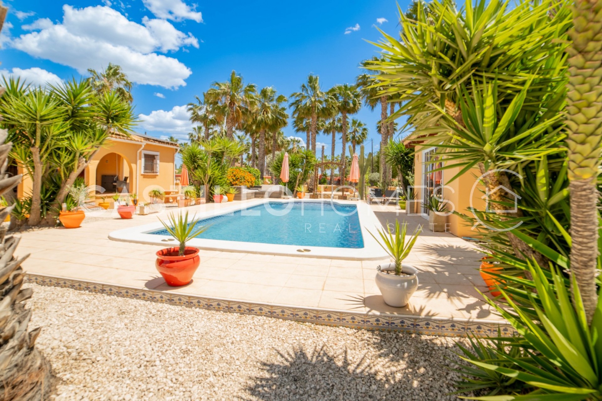 Reventa - Villa -
Rafal