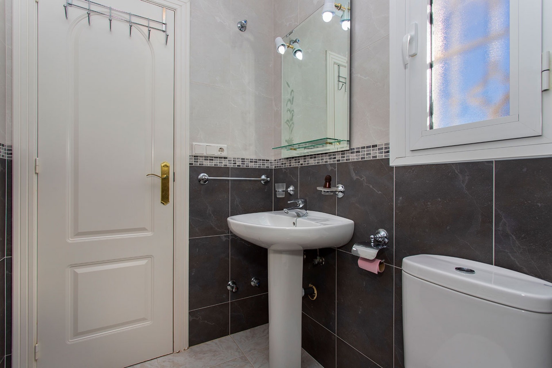 Reventa - Villa -
Rojales - Pueblo