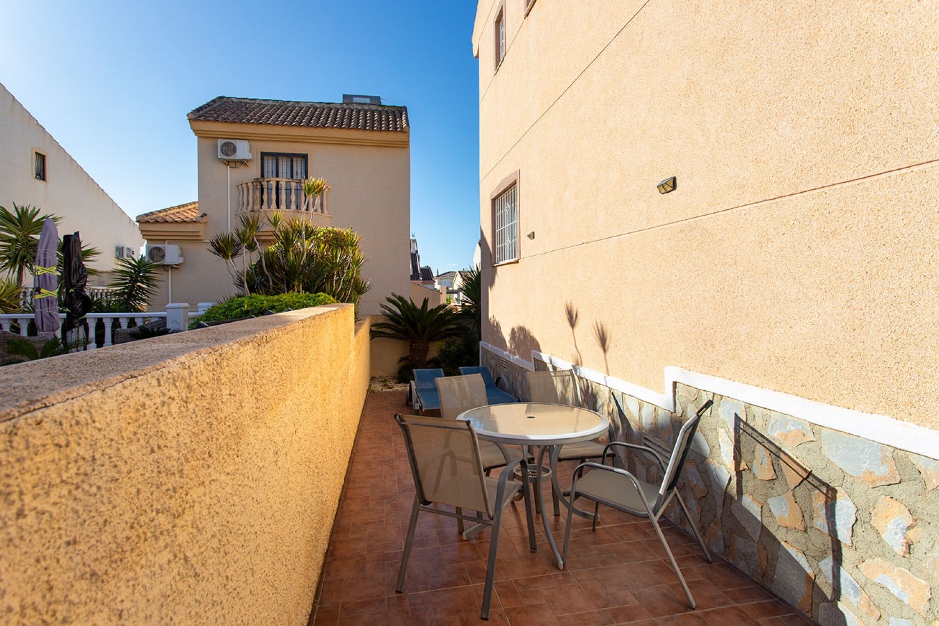 Reventa - Villa -
Rojales - Pueblo