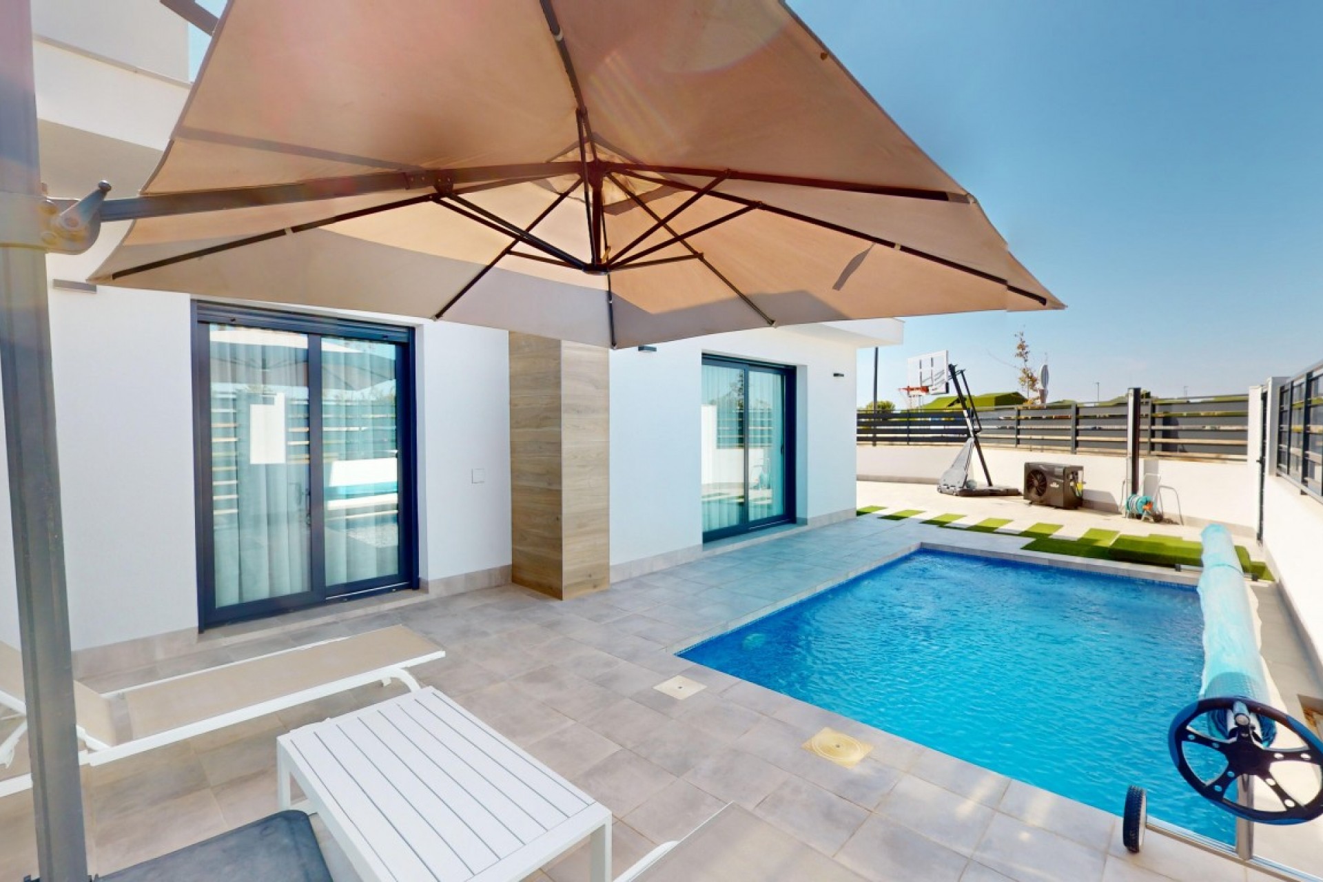 Reventa - Villa -
Roldan
