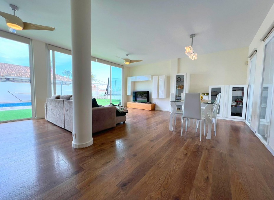 Reventa - Villa -
San Fulgencio