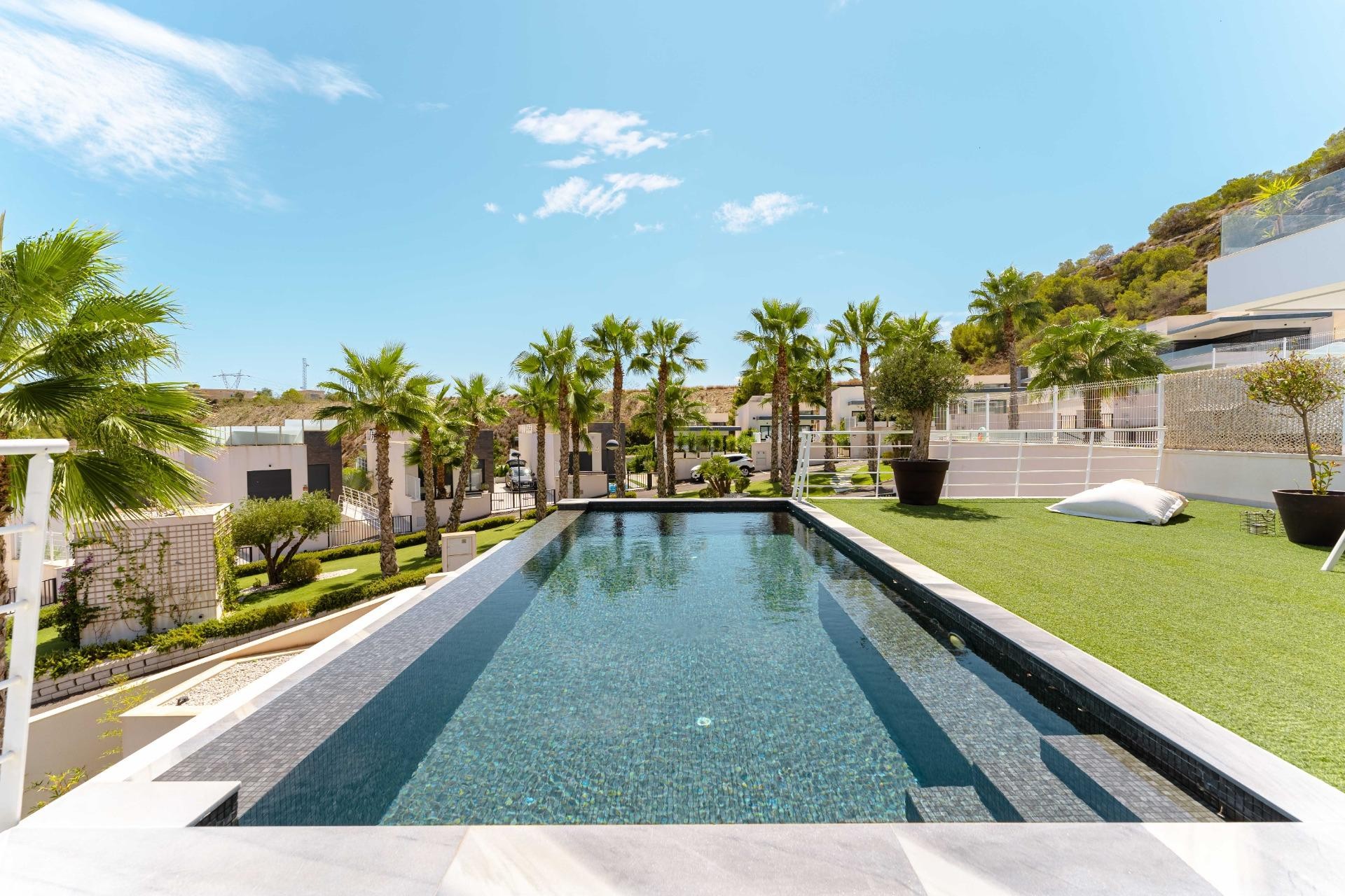 Reventa - Villa -
San Miguel de Salinas - Costa blanca sur