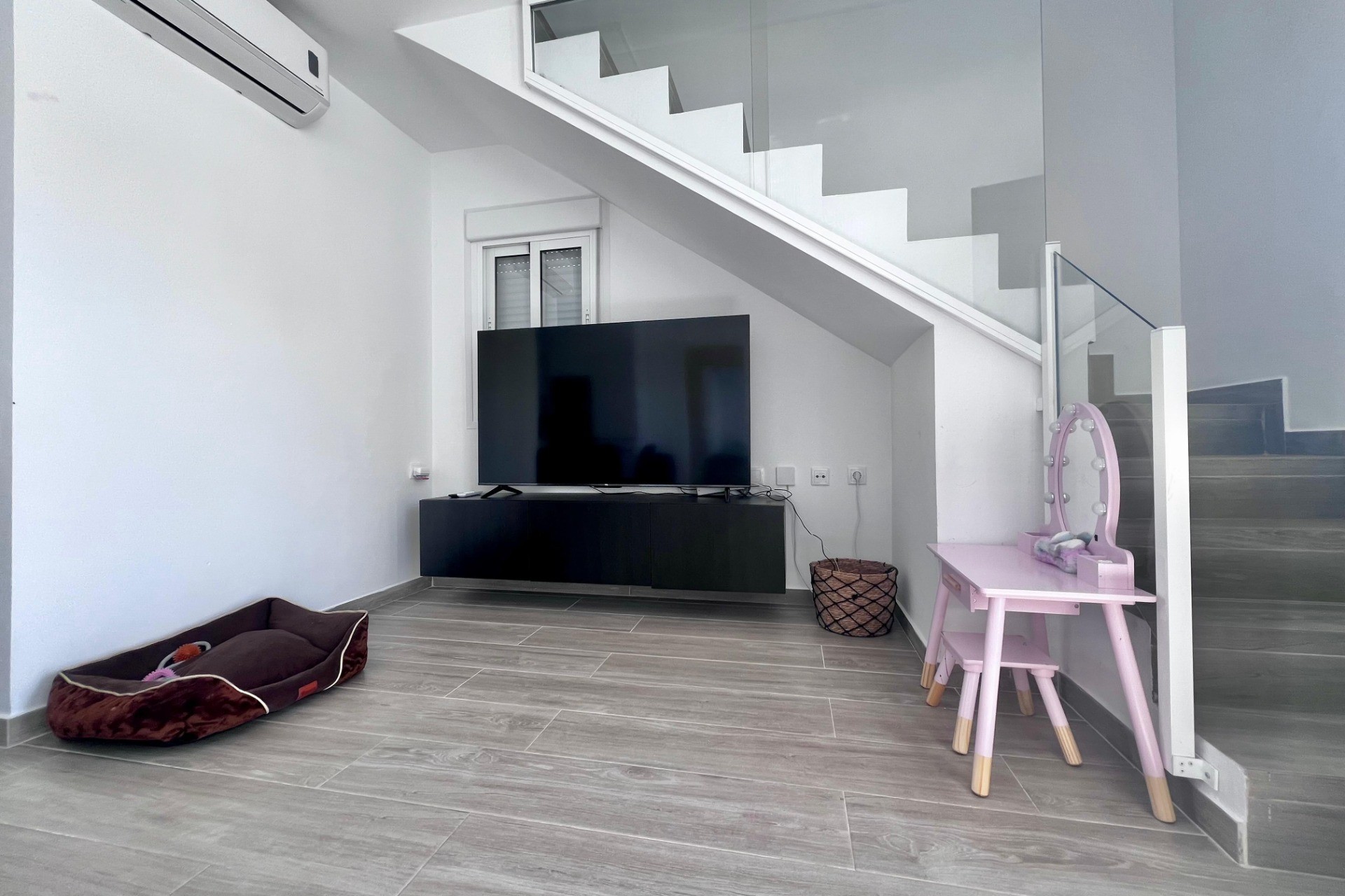 Reventa - Villa -
San Miguel de Salinas - Las filipinas