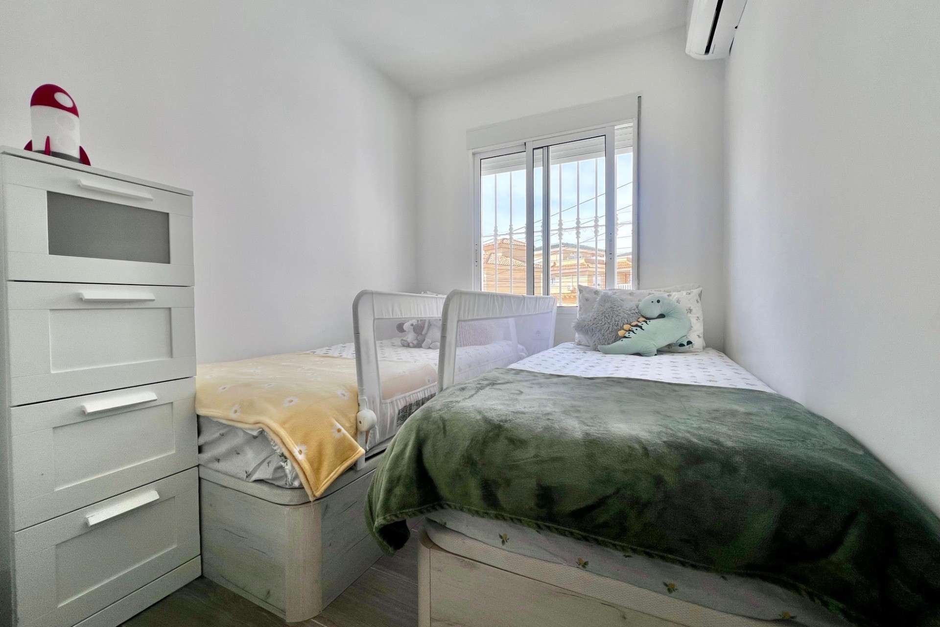 Reventa - Villa -
San Miguel de Salinas - Las filipinas