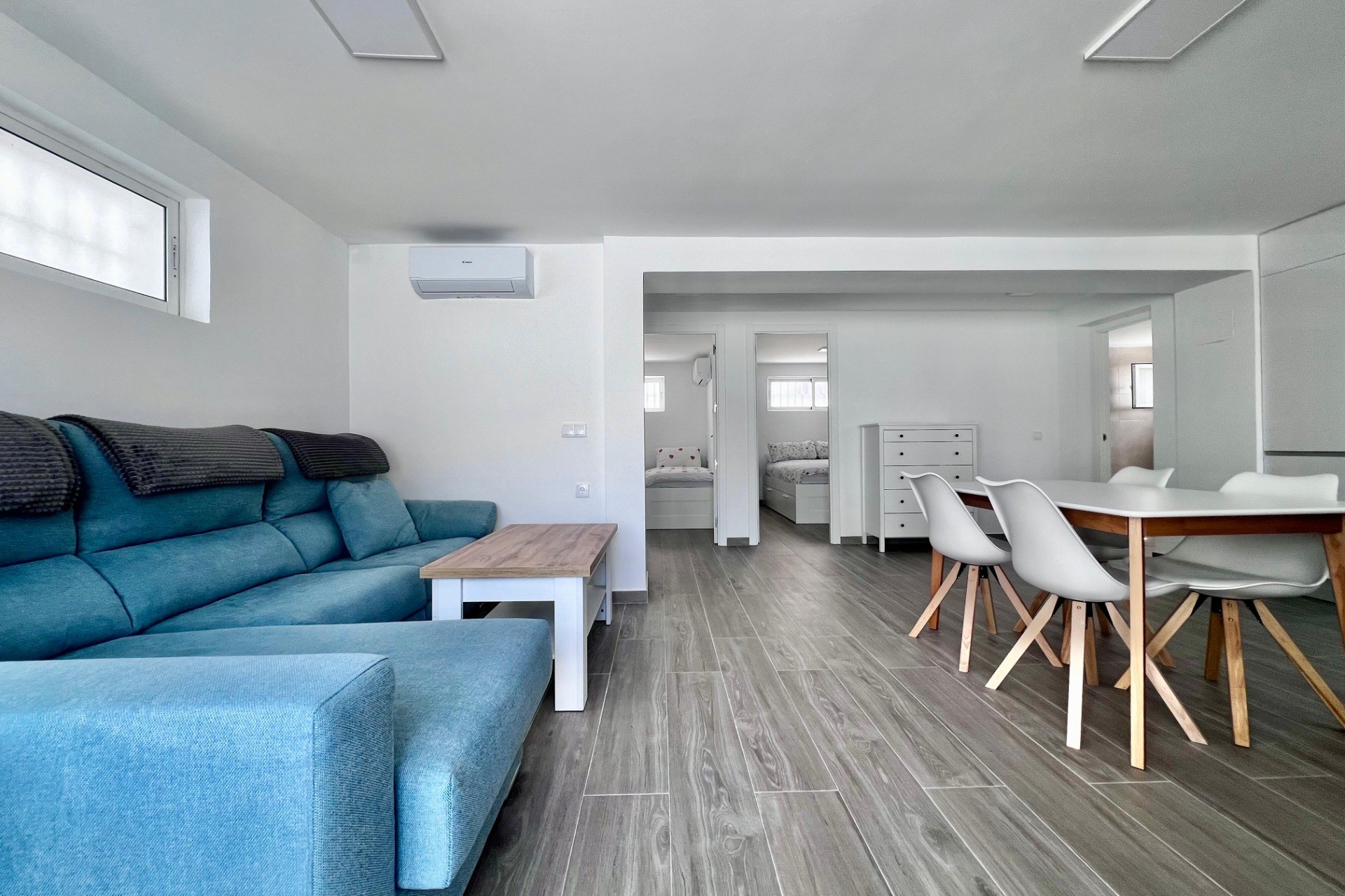 Reventa - Villa -
San Miguel de Salinas - Las filipinas