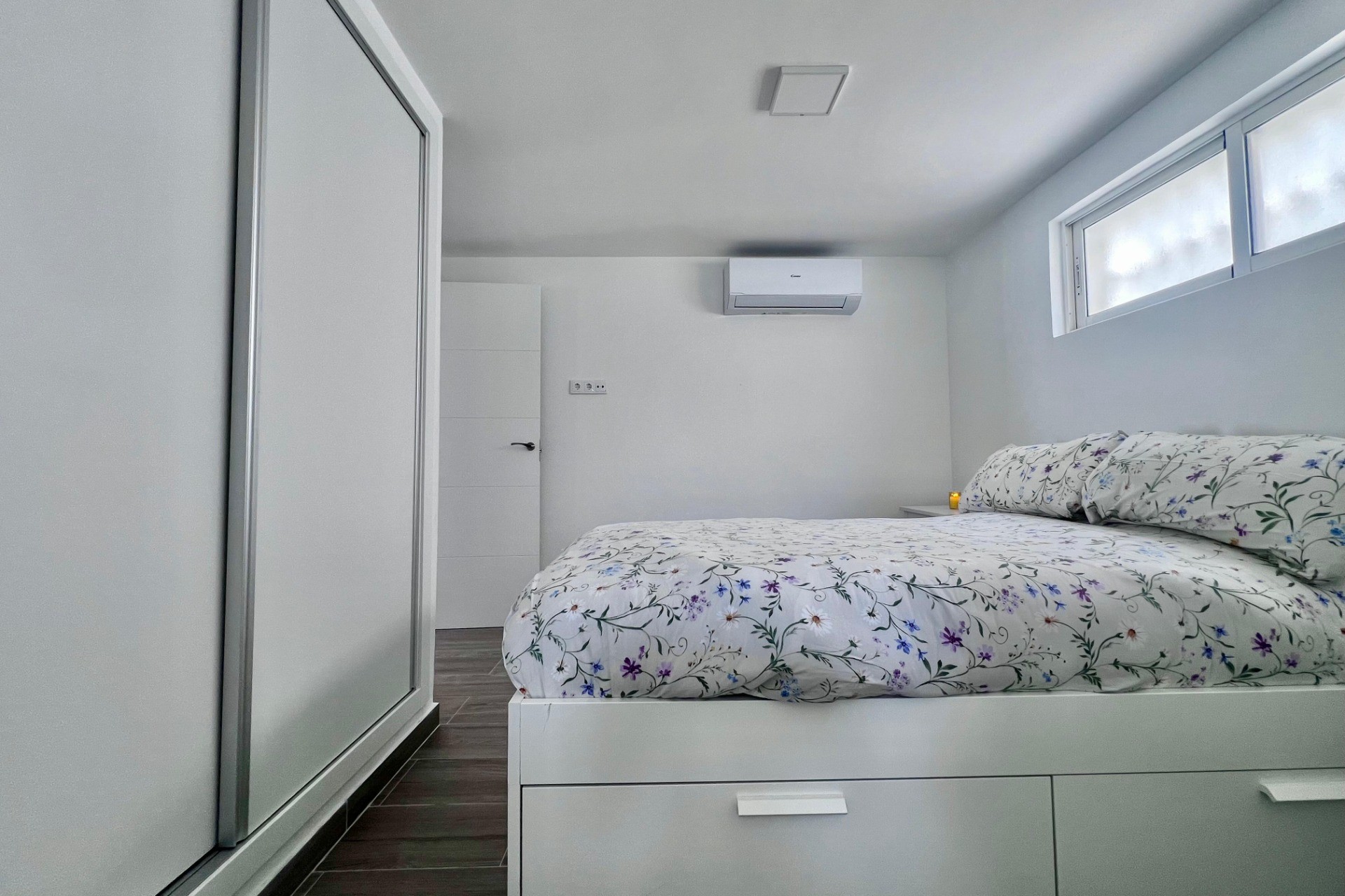 Reventa - Villa -
San Miguel de Salinas - Las filipinas