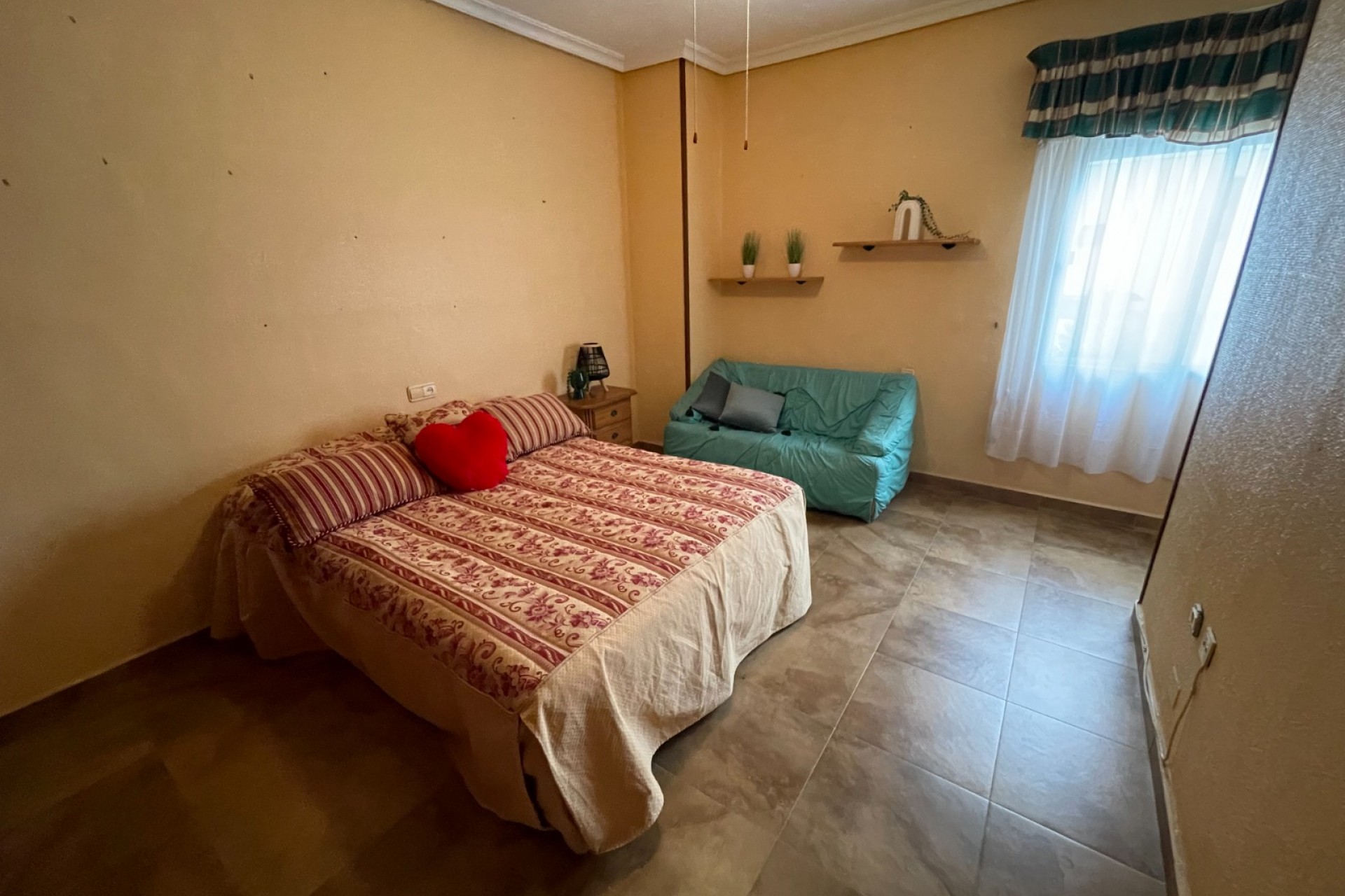 Reventa - Villa -
San Miguel de Salinas - Pueblo