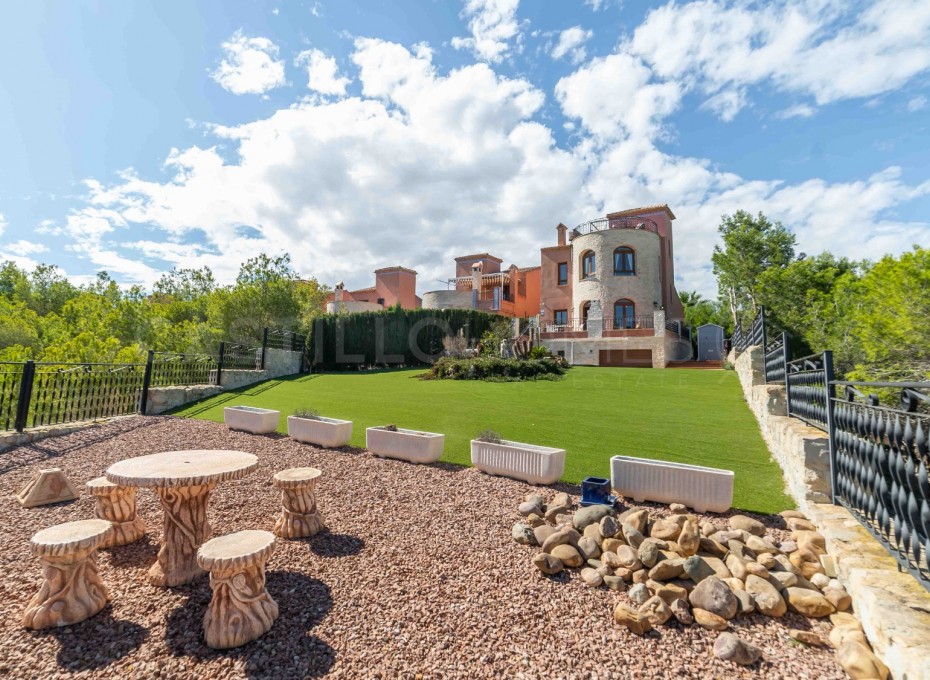 Reventa - Villa -
San Miguel de Salinas