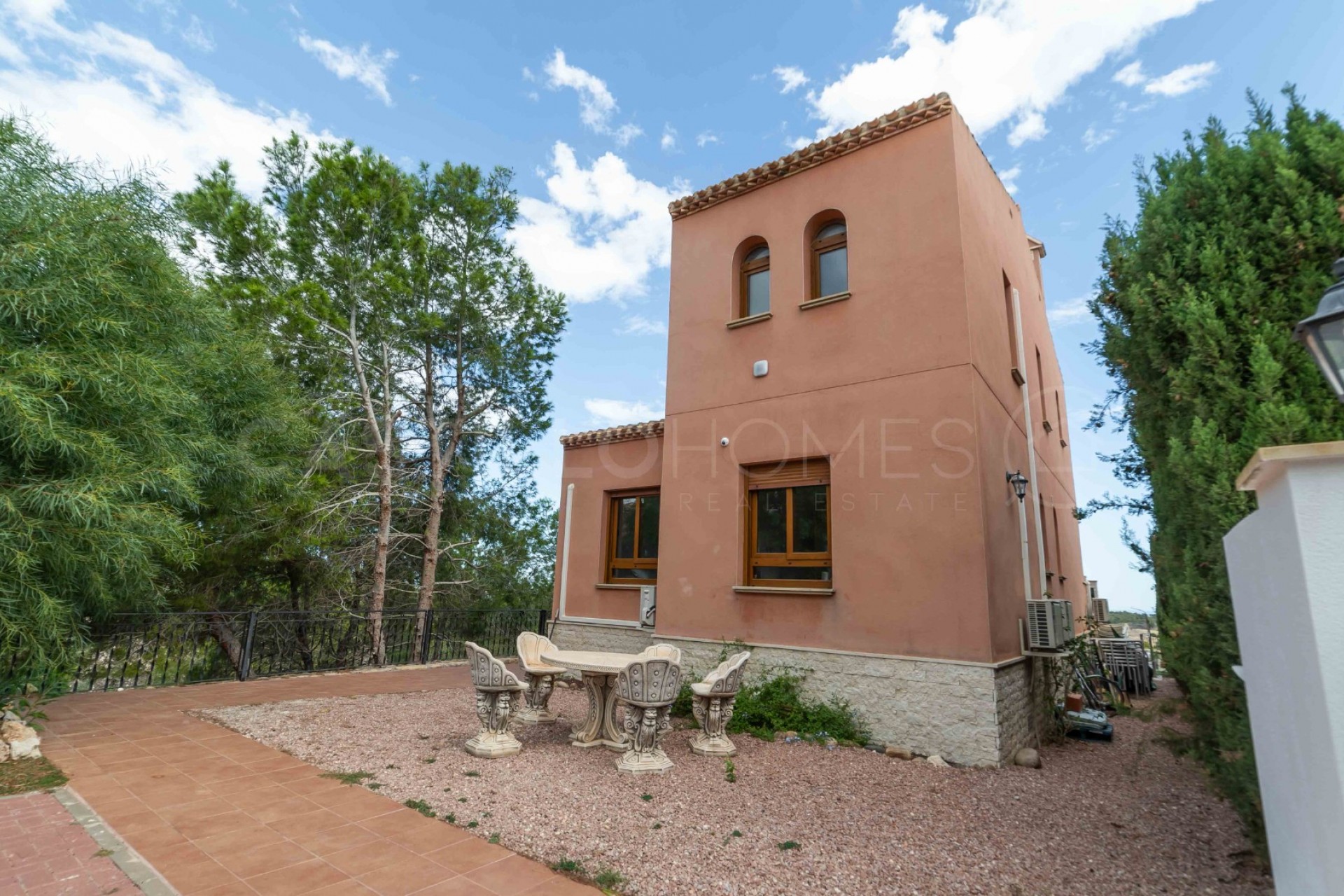 Reventa - Villa -
San Miguel de Salinas