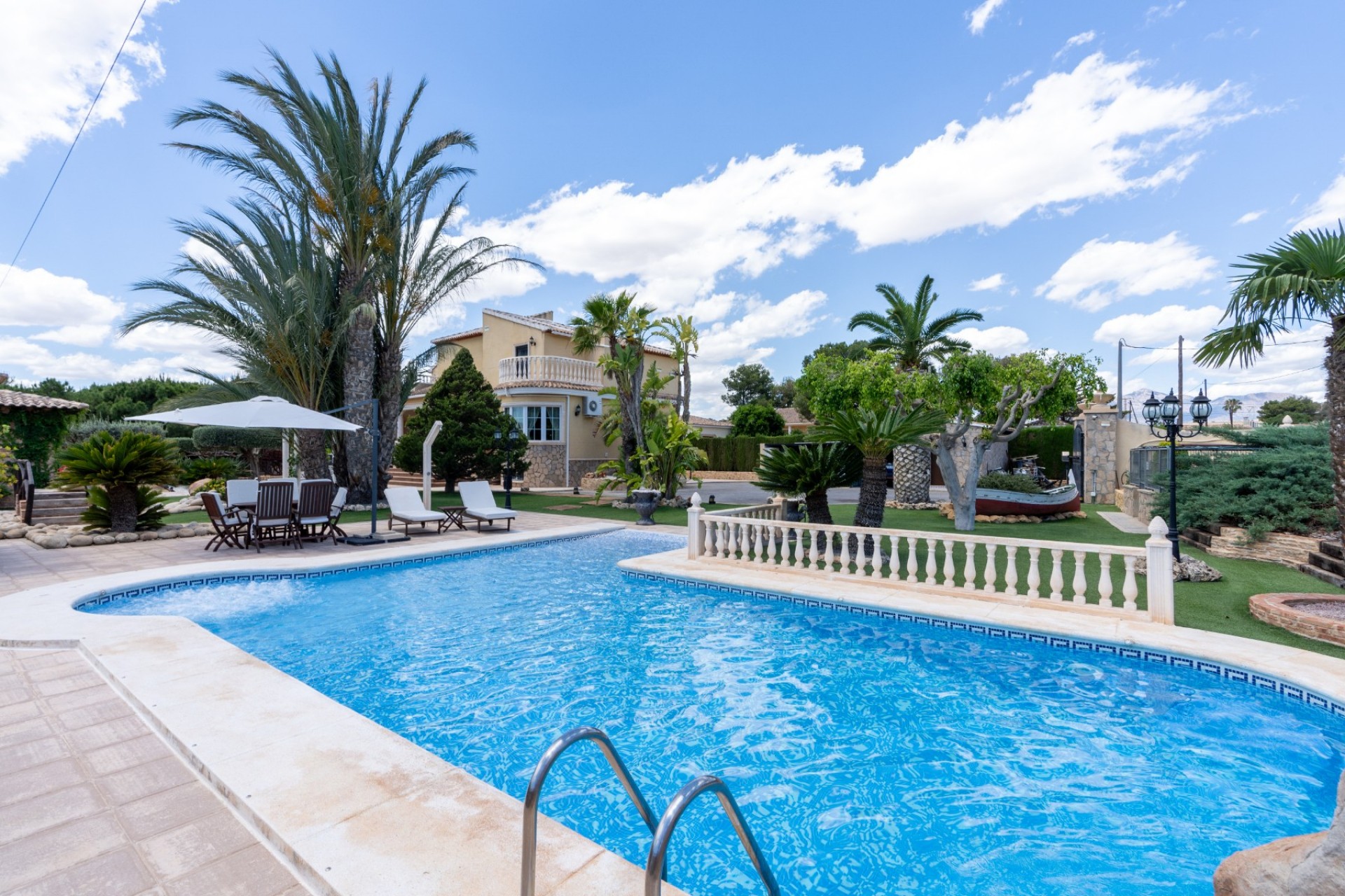 Reventa - Villa -
San Vicente del Raspeig