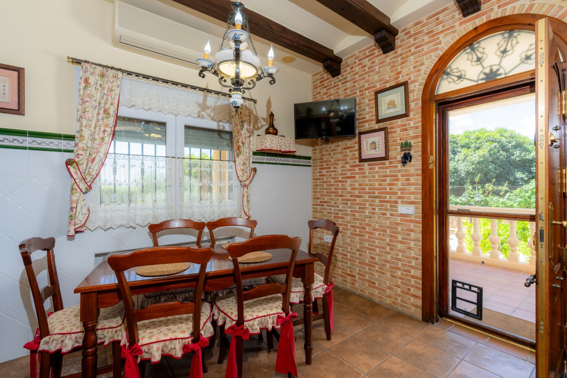 Reventa - Villa -
San Vicente del Raspeig