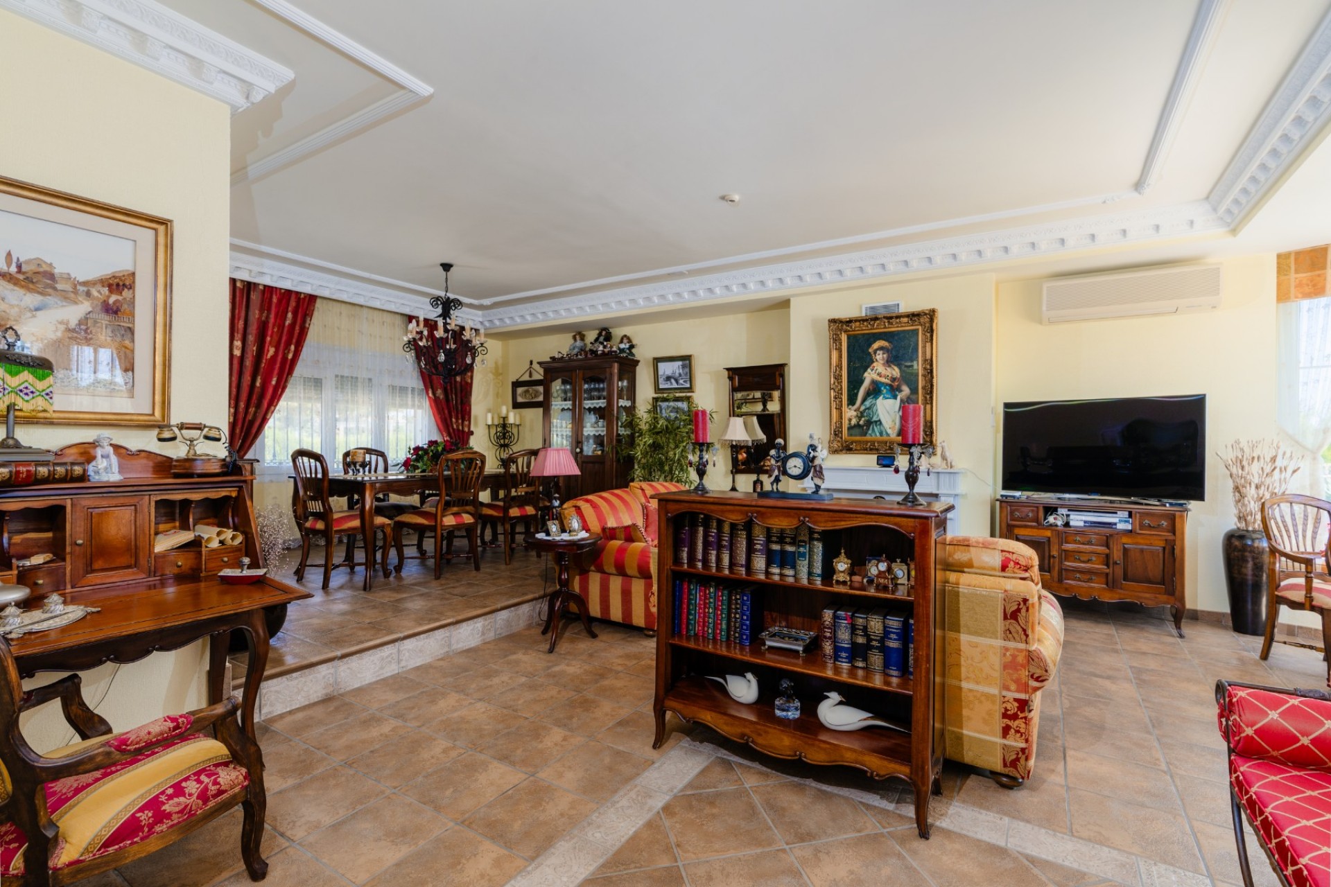 Reventa - Villa -
San Vicente del Raspeig