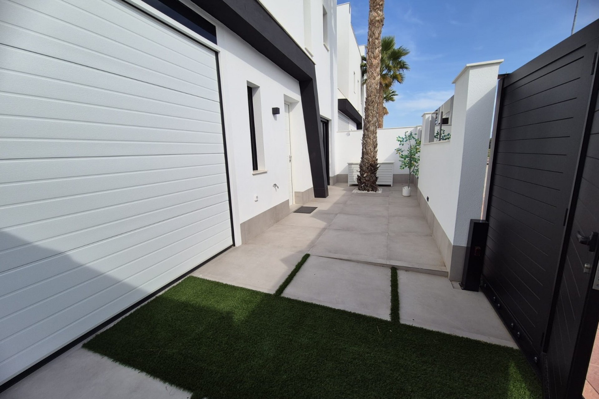 Reventa - Villa -
Santiago de La Ribera - Santiago de La Ribera - Town