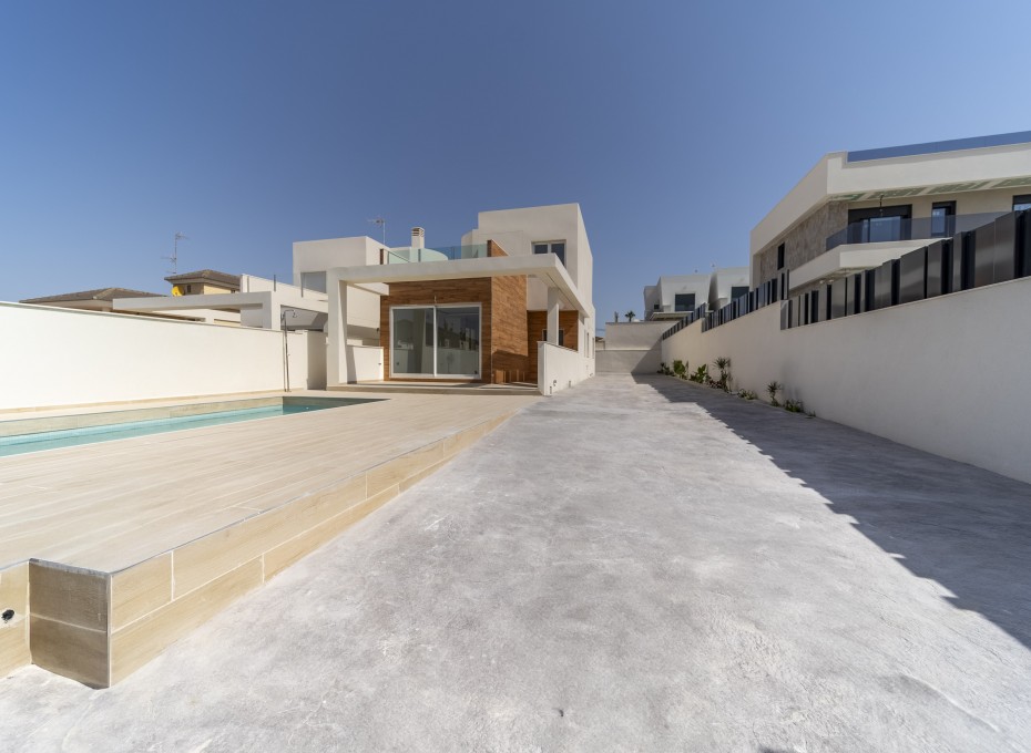 Reventa - Villa -
Torrevieja - Aguas Nuevas