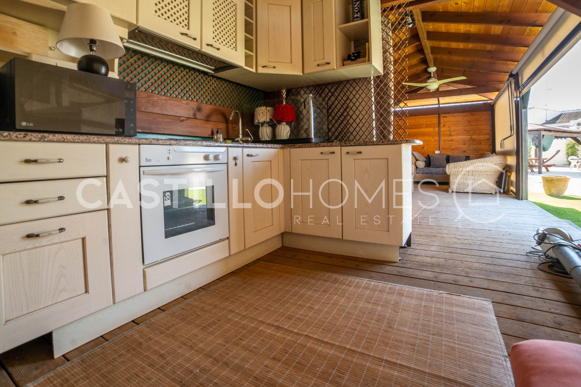 Reventa - Villa -
Torrevieja - El chaparral