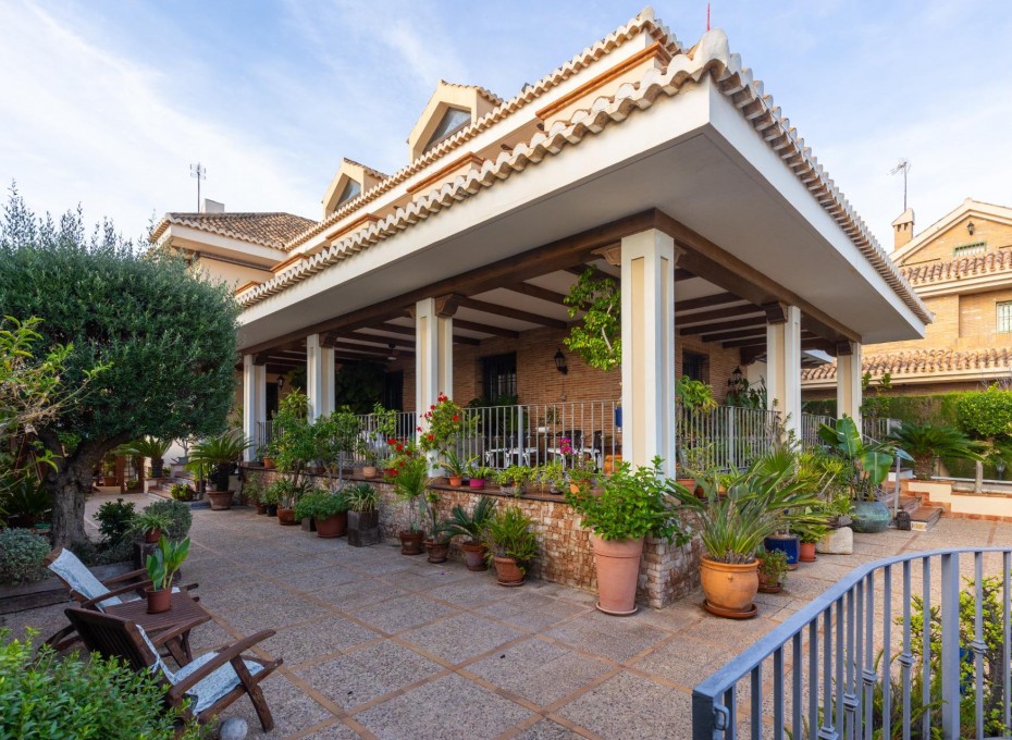 Reventa - Villa -
Torrevieja - La veleta